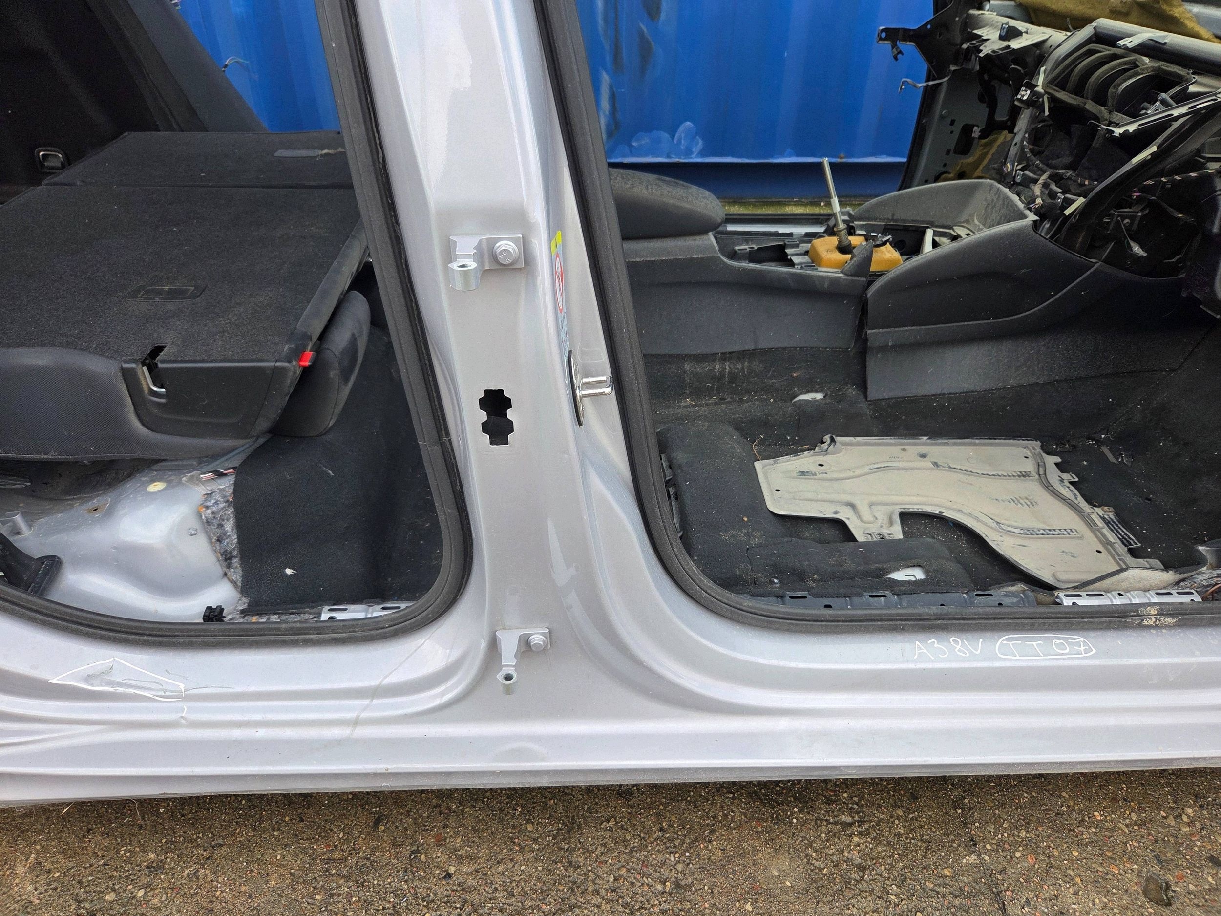 Audi A3 S3 8V sedan threshold right (TT07)