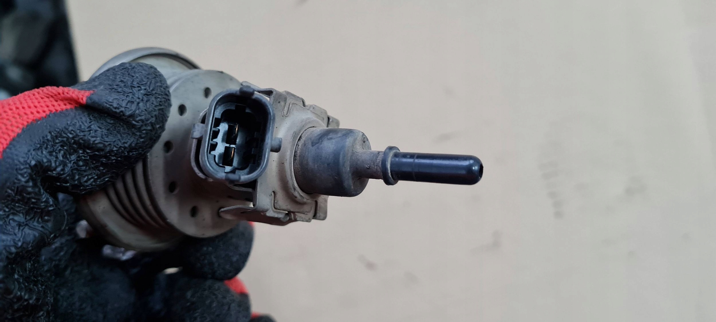 Q5 8R injector ADBLUE 3C0131113C 2.0 TDI VW AUDI A4 B8 A5