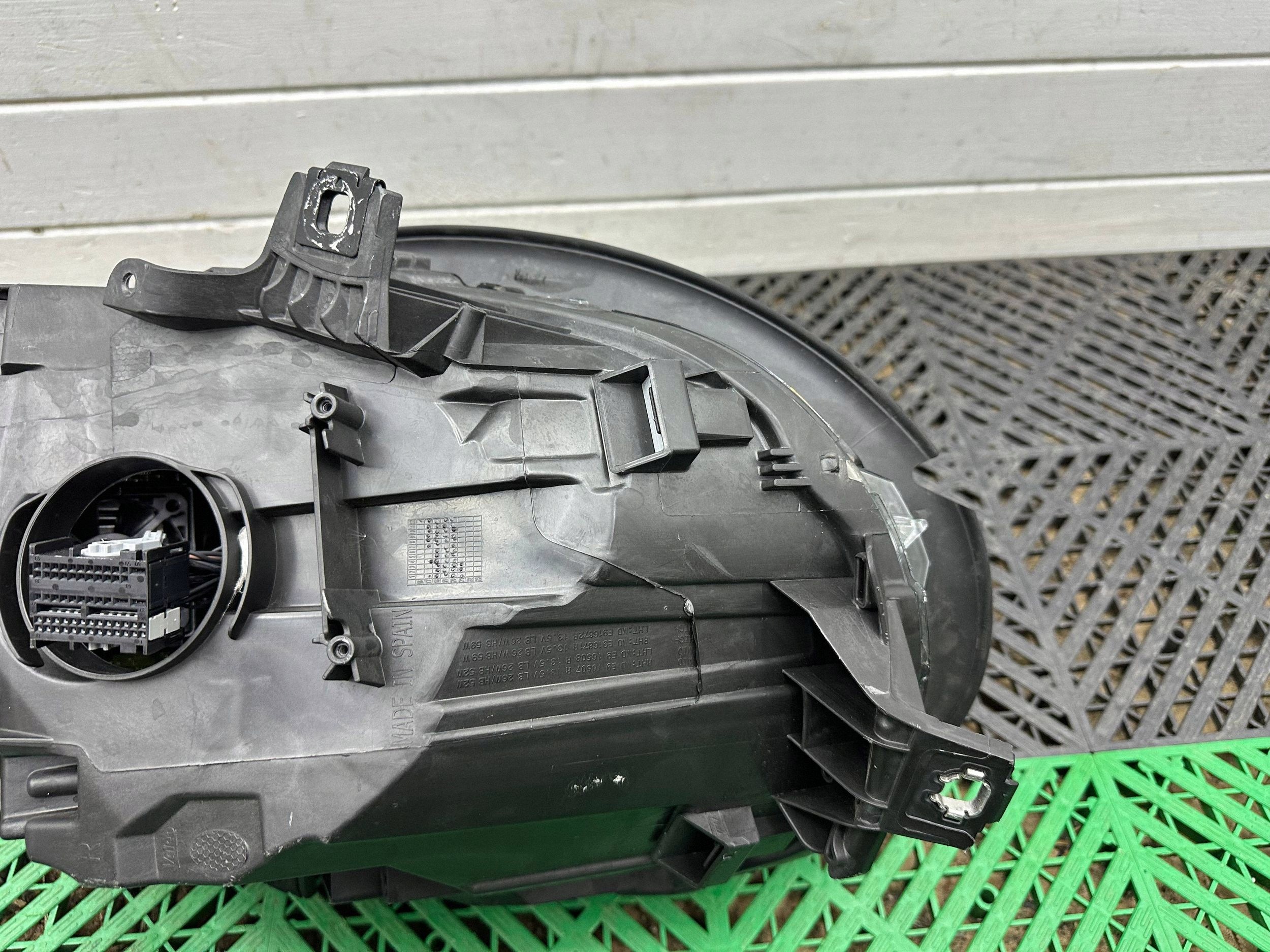 light front side right Mini One - Cooper F56 F55 LCI BLACK 5A01962