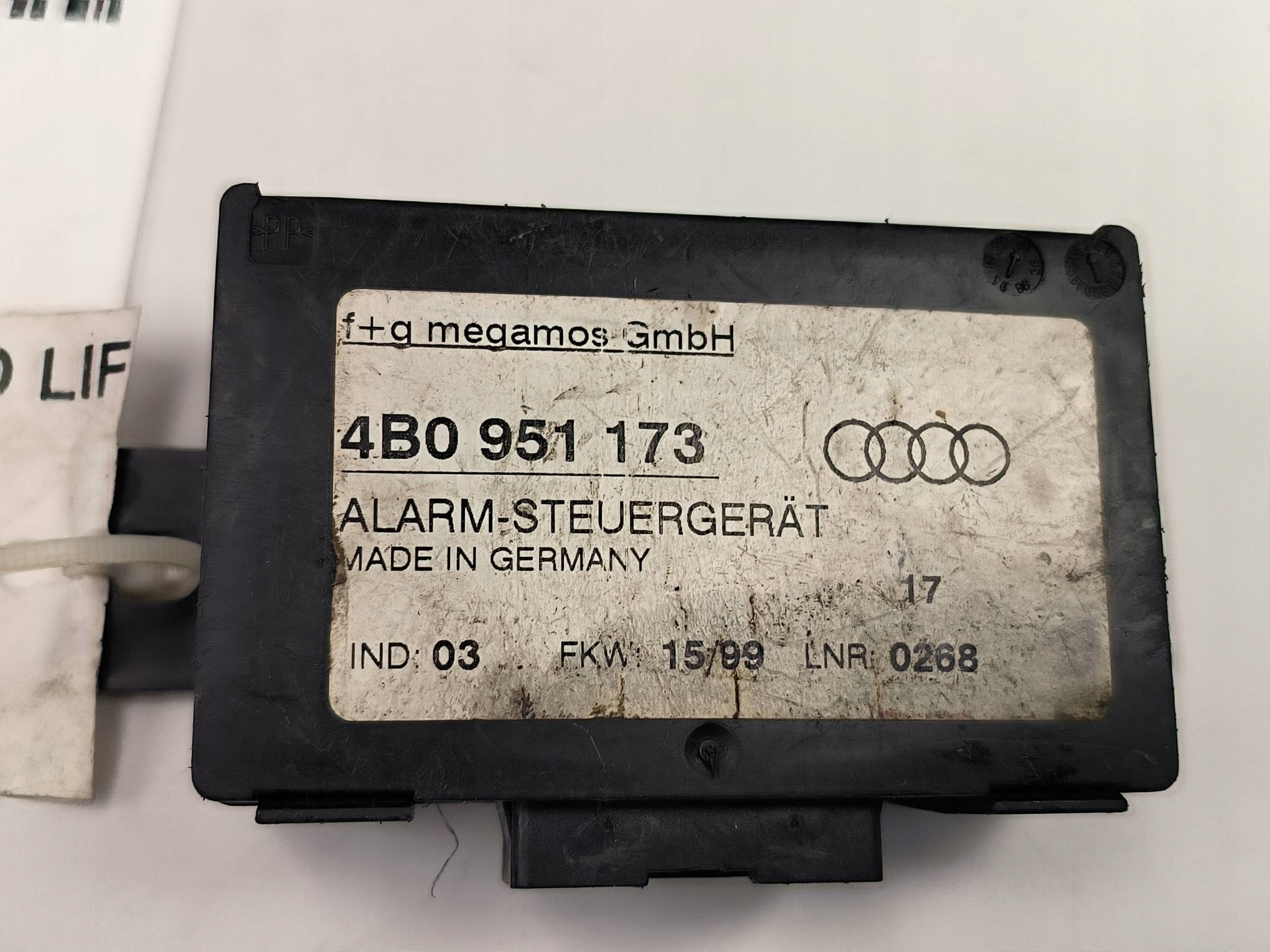 Module ALARMU 4B0951173 AUDI A4 B5