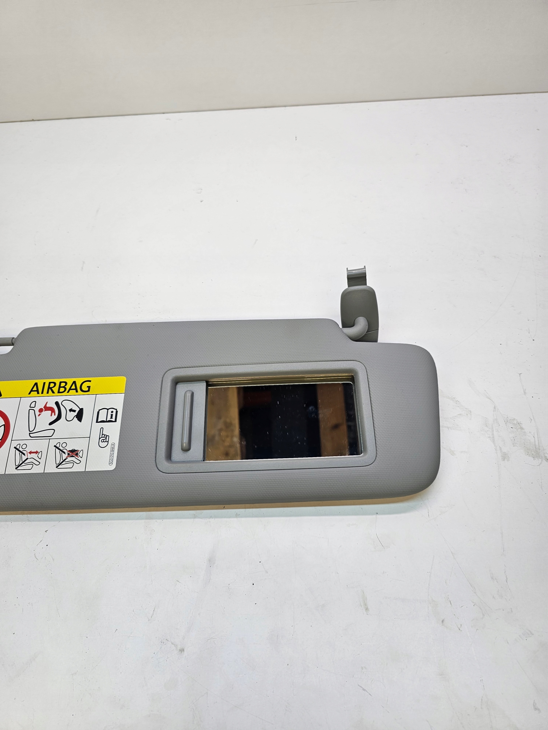 cover sun right AUDI A3 A4 B9 A5 8V5857552R EA7