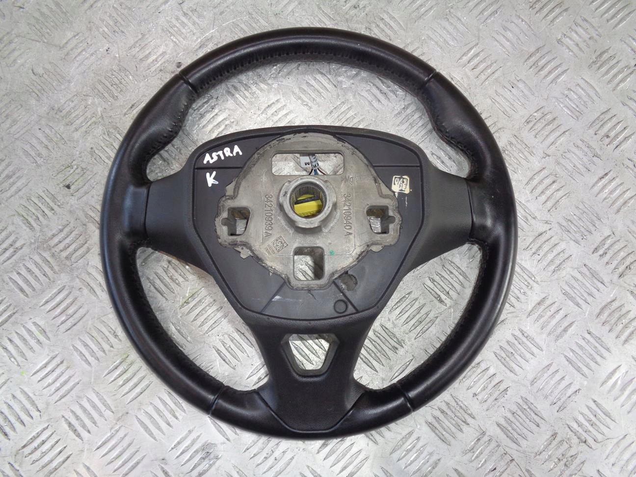 рулевое колесо кожанный opel ASTRA V 5 k 2015- 39058749 34210940A