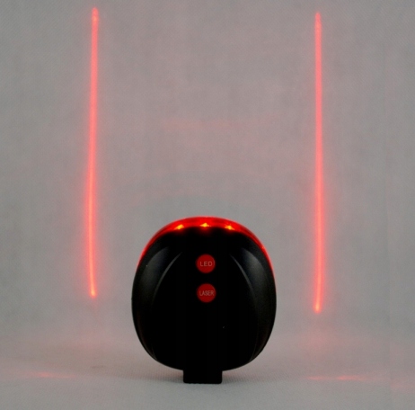 ŚWIATŁO LAMPKA ROWEROWA TYLNA + 2x LASER + UCHWYT Kod producenta 14498