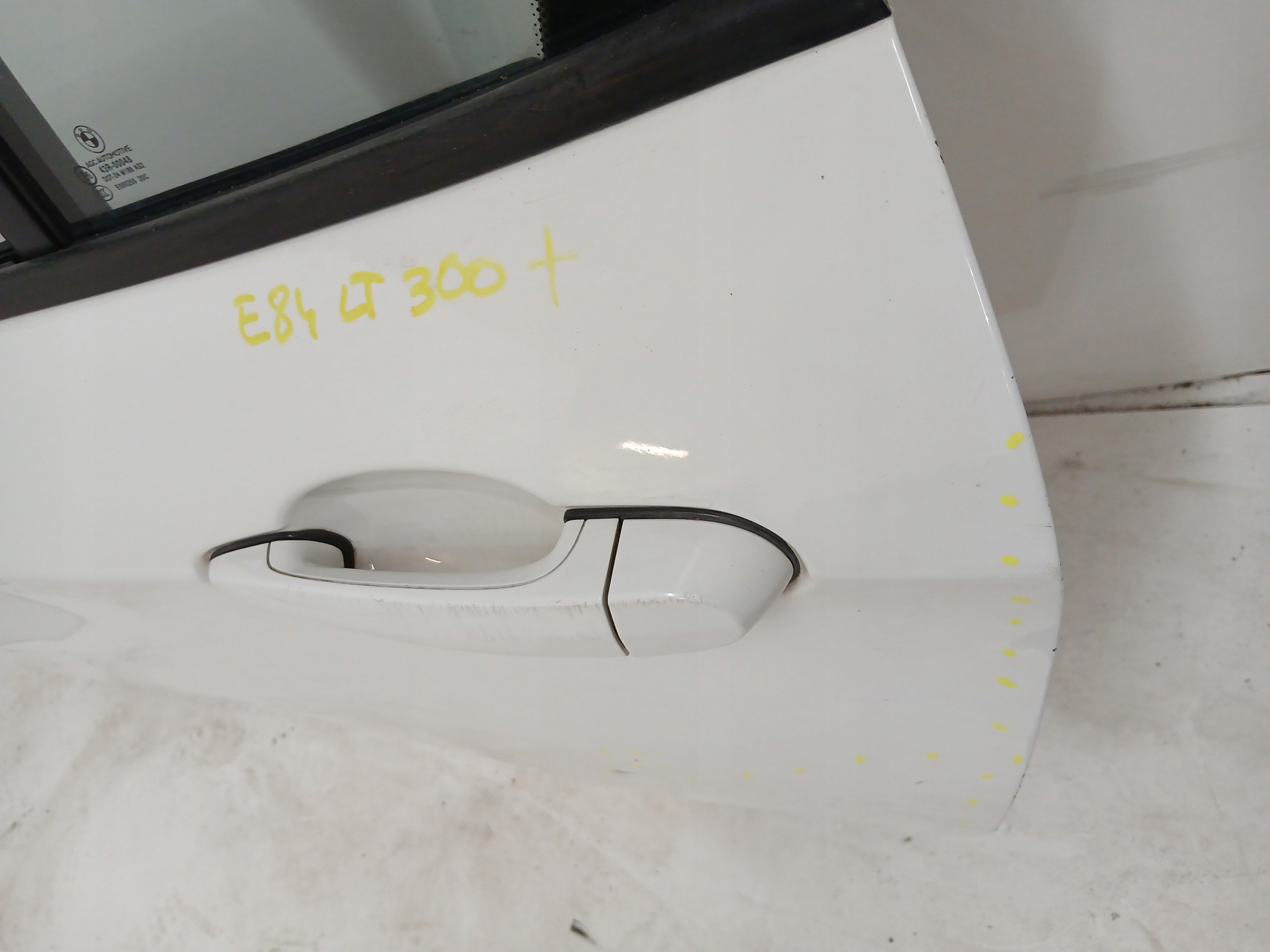door left rear. rear part BMW X1 E84 300