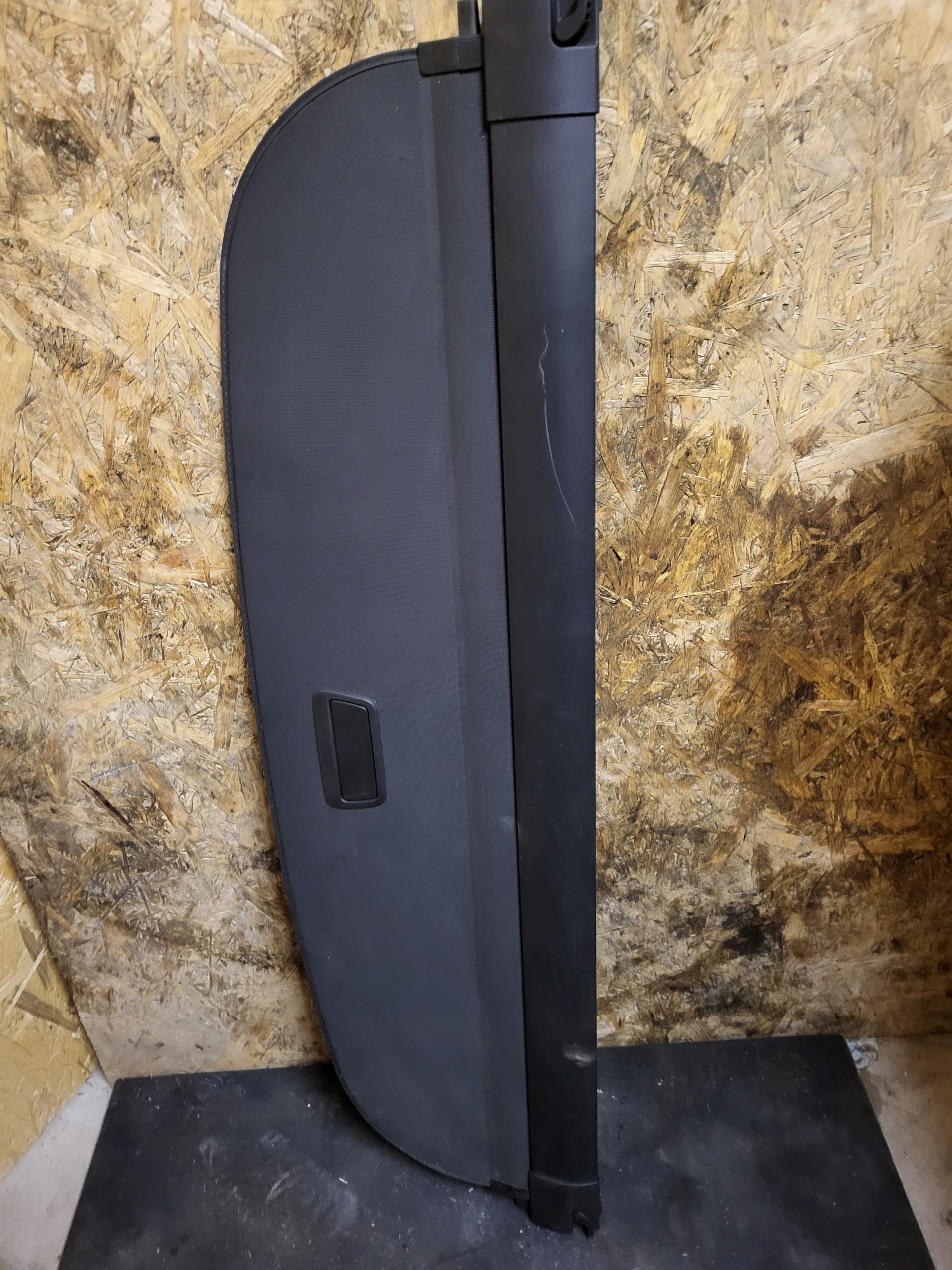 AUDI Q5 80A шторка багажника оригінал 80A863553A