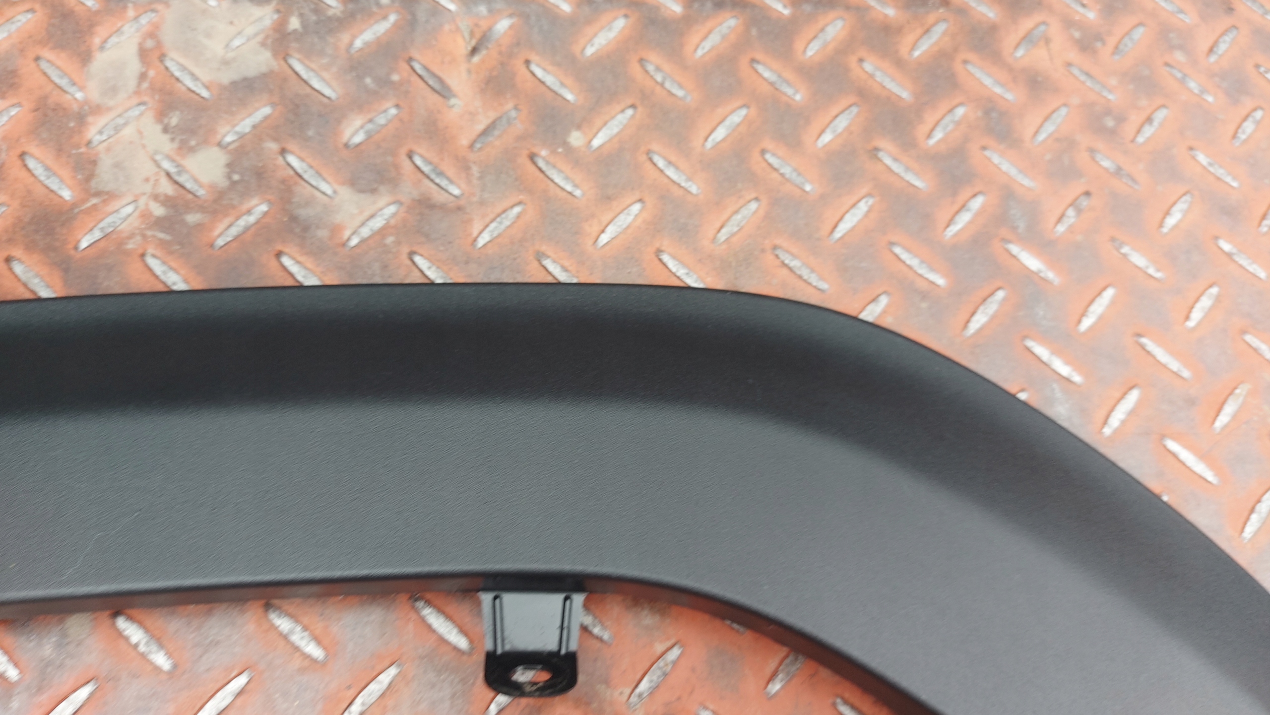 moulding cap of a fender left left front TOYOTA YARIS CROSS 21