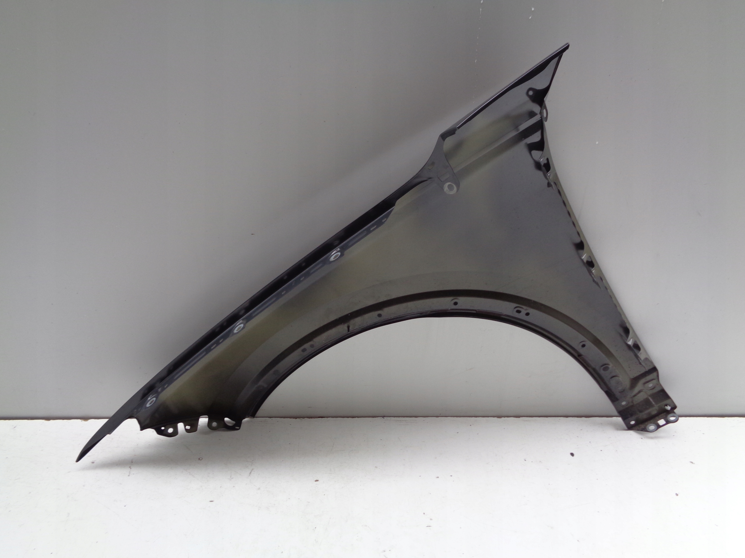 fender right front MERCEDES A-KLASA W177 18- NR 48595