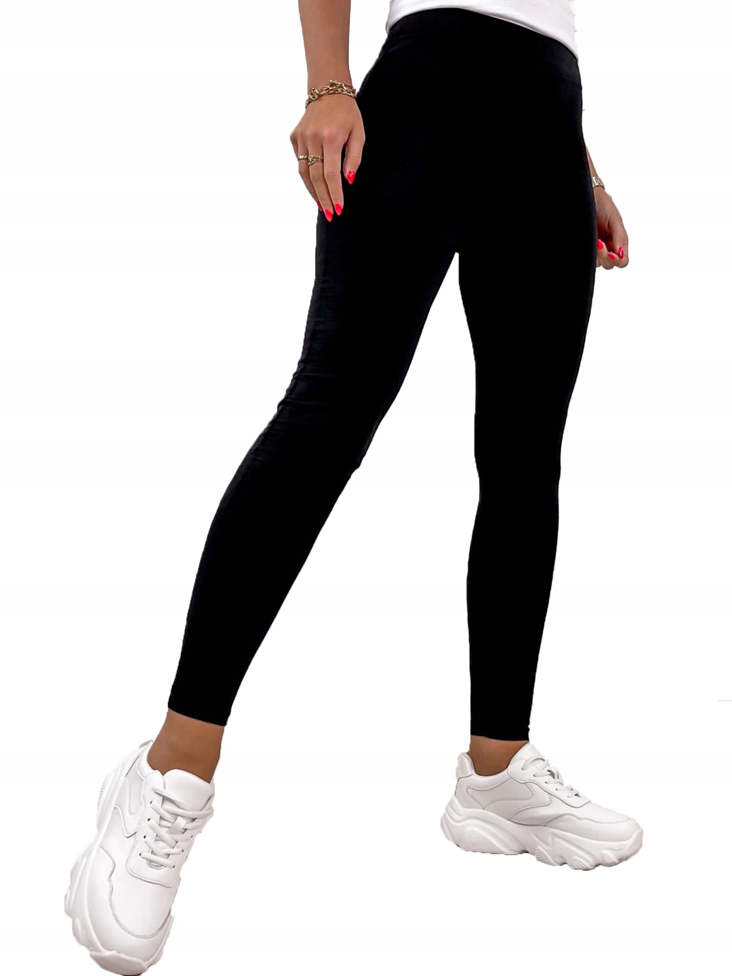 

Must have w Twoje szafie Legginsy classic M/38