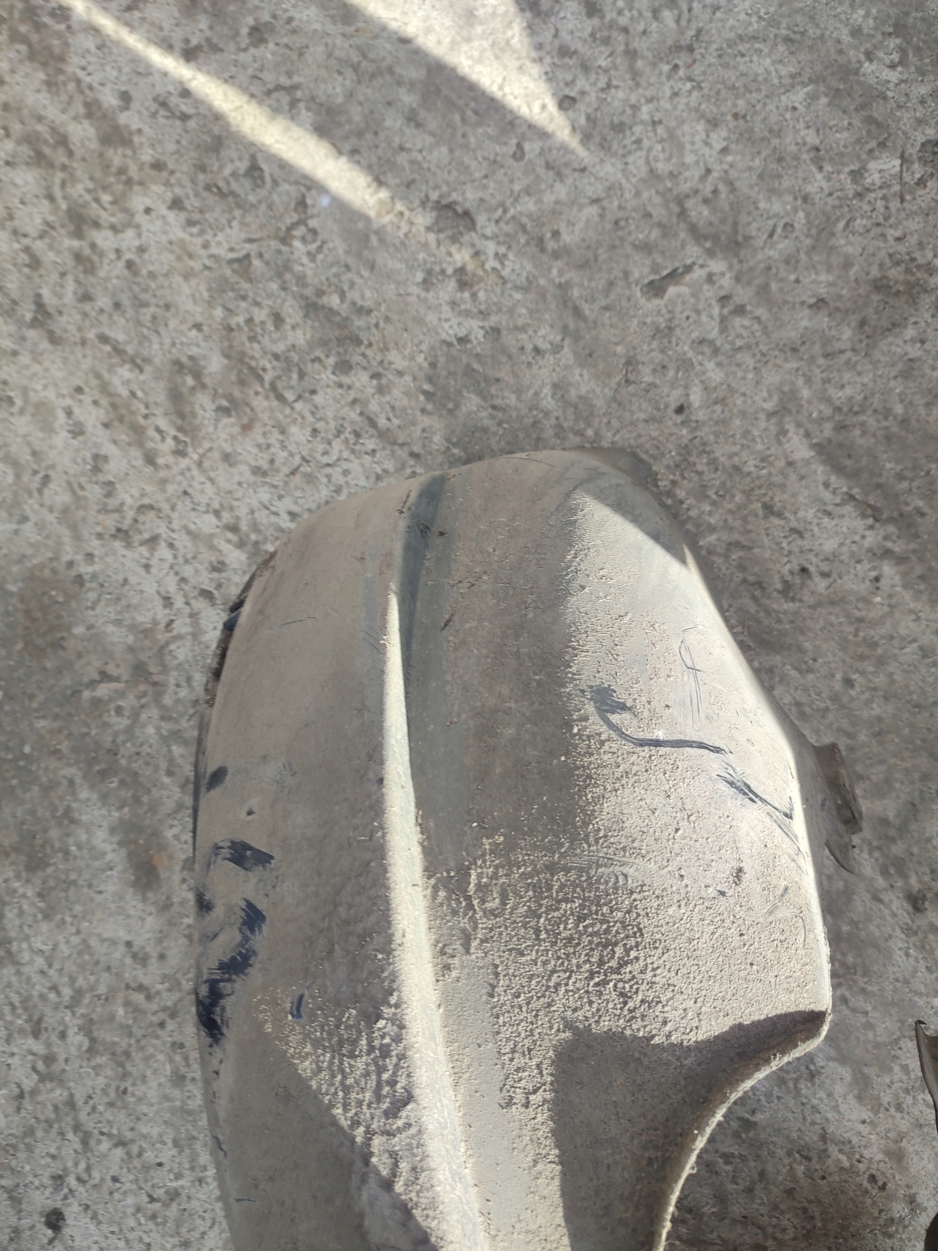 mudguard left rear part left rear. VOLVO V50
