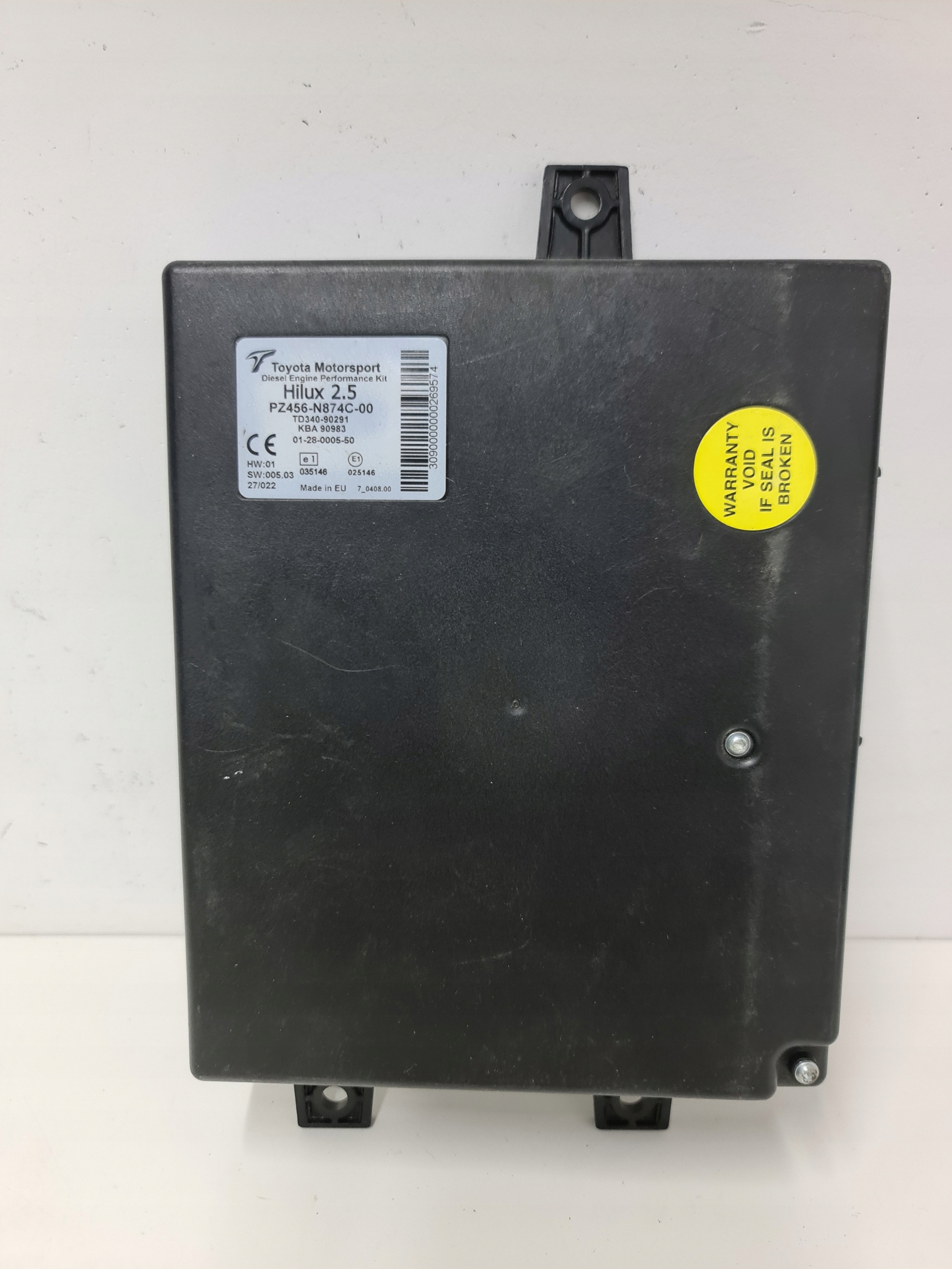 PZ456-N874C-00 - TOYOTA HILUX PZ456-N874C - 00 CHIP BOX MOTORSPORT