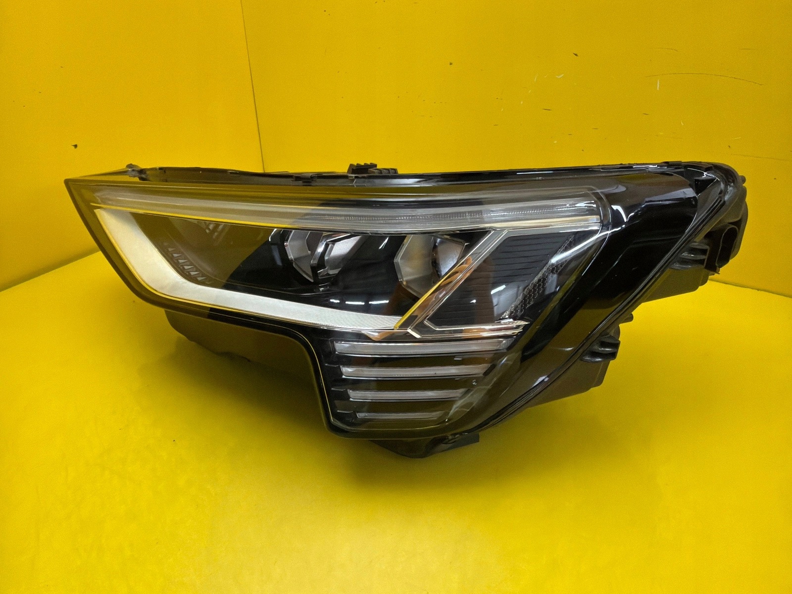 light left front Audi E-Tron Q8 4KE Full Led 2018- 4KE941039D