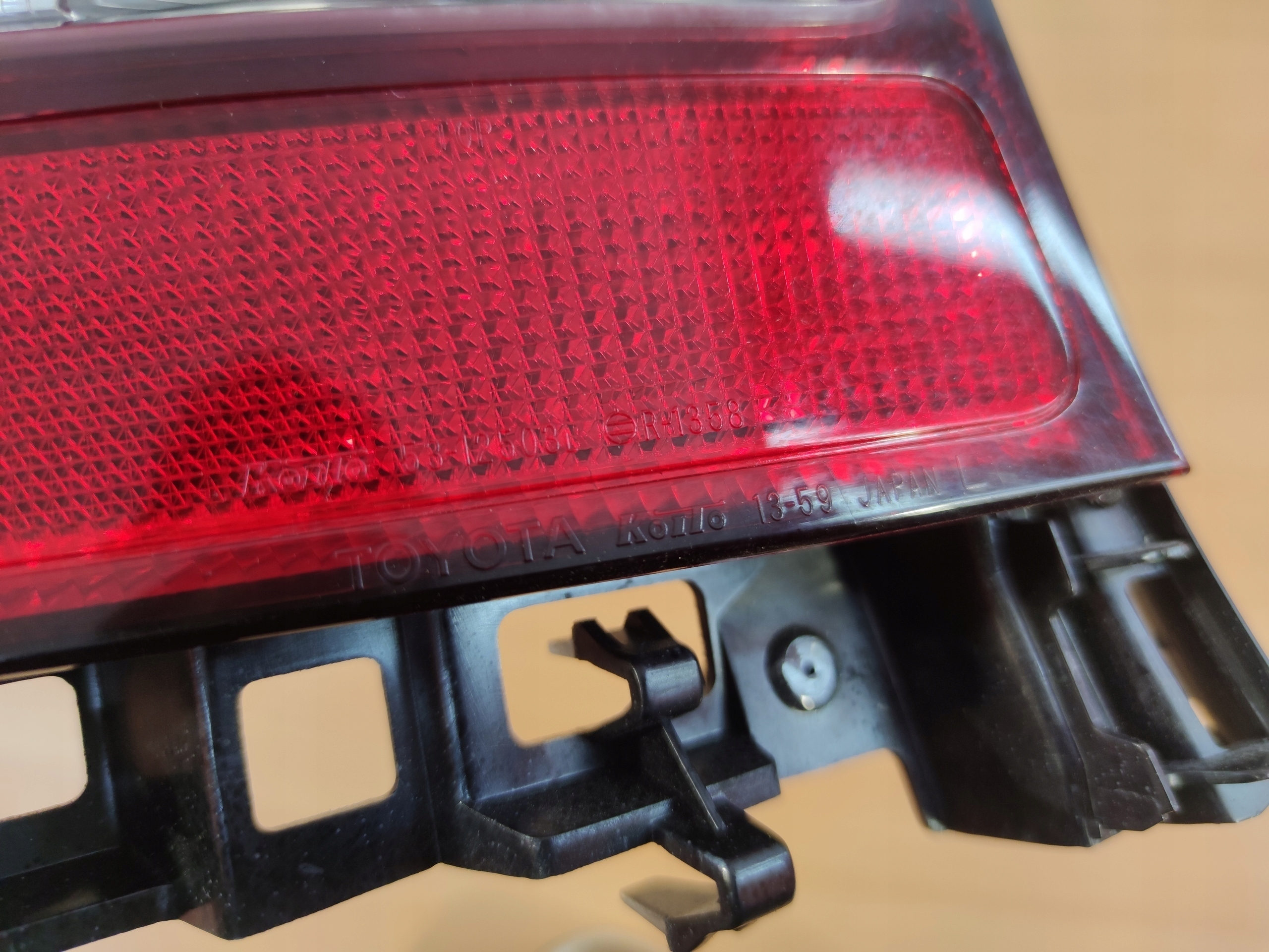 TOYOTA COROLLA SPACIO VERSO left light rear part rear