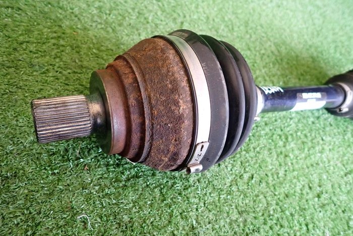 VW AUDI SEAT SKODA semi-axis left 5Q0407271CQ