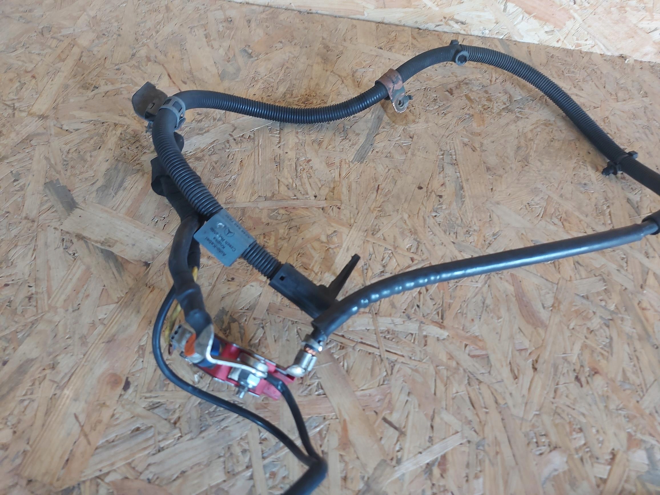 2465407832 - MERCEDES W246 KLEMA PLUS автомат 2,0 Т 1,6 W176