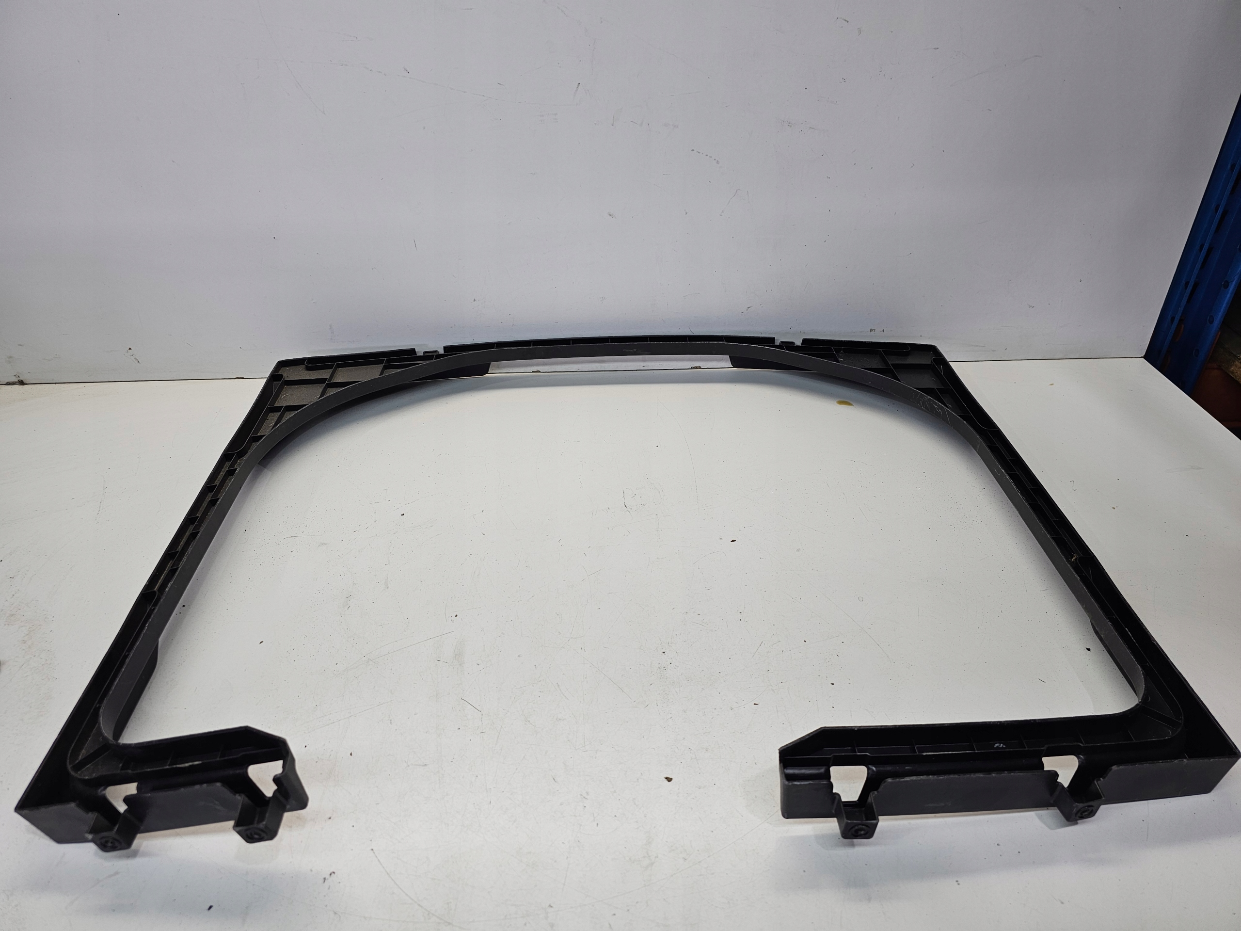 cap KRAWEDZI boot left AUDI A4 B8 AVANT 8K9858967
