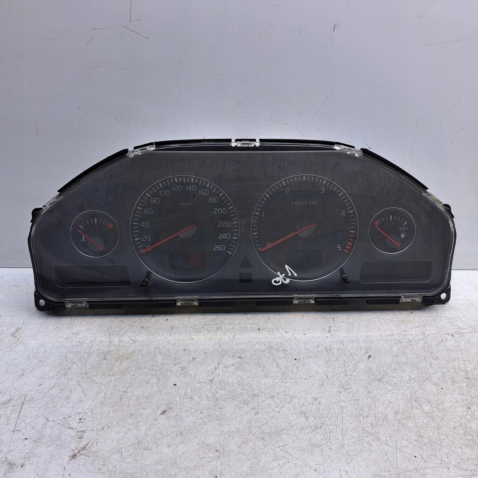 dials VOLVO V70 2.4D 30746102