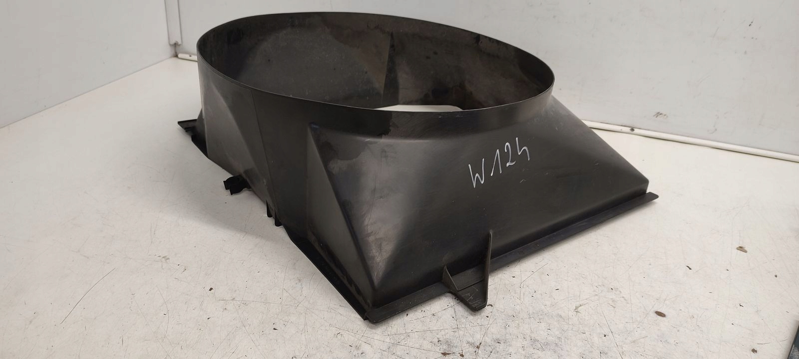 Boîte Ventilateurs Mercedes W124 2,2