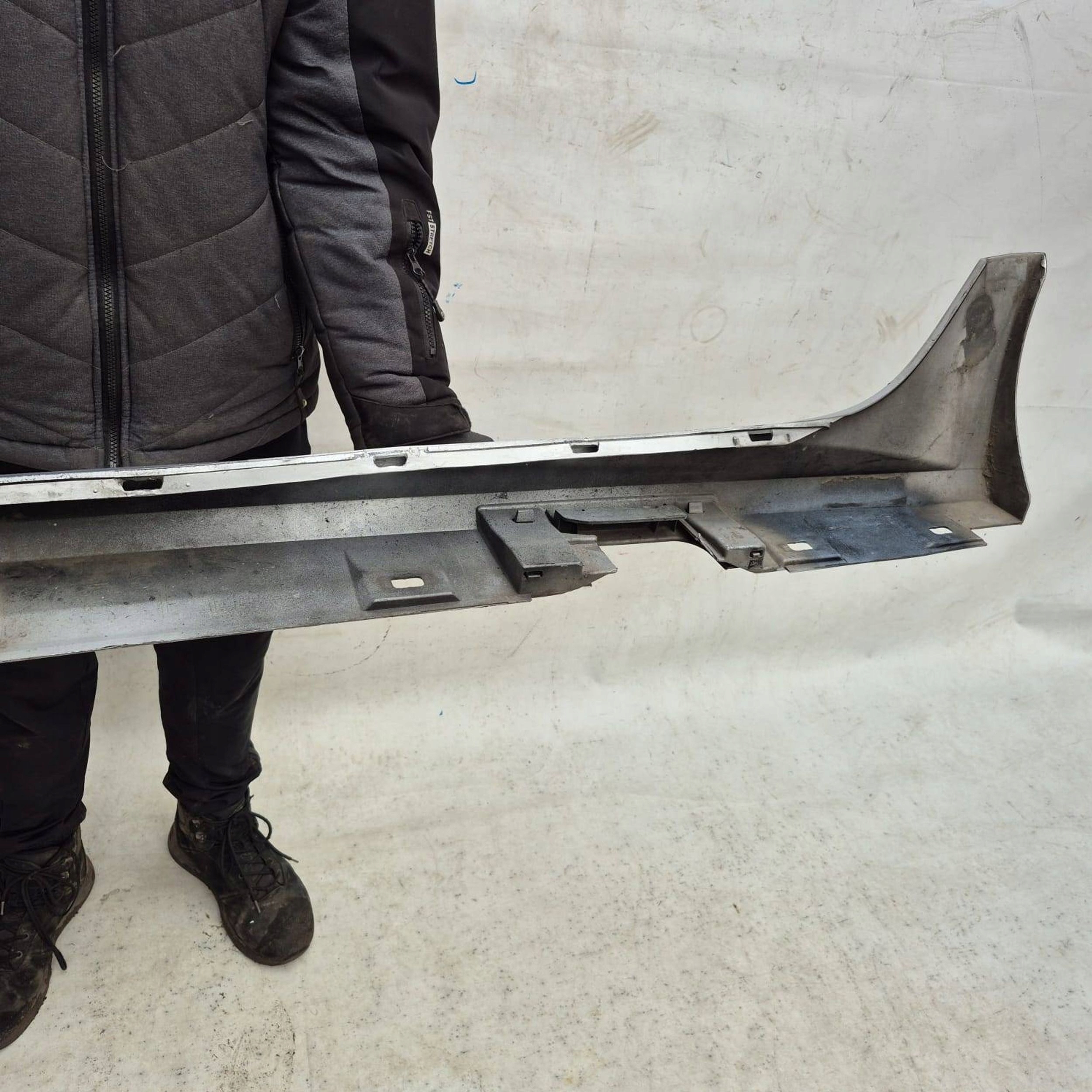 AUDI A6 C7 LIFT S-LINE LIFT 14-18 moulding threshold right