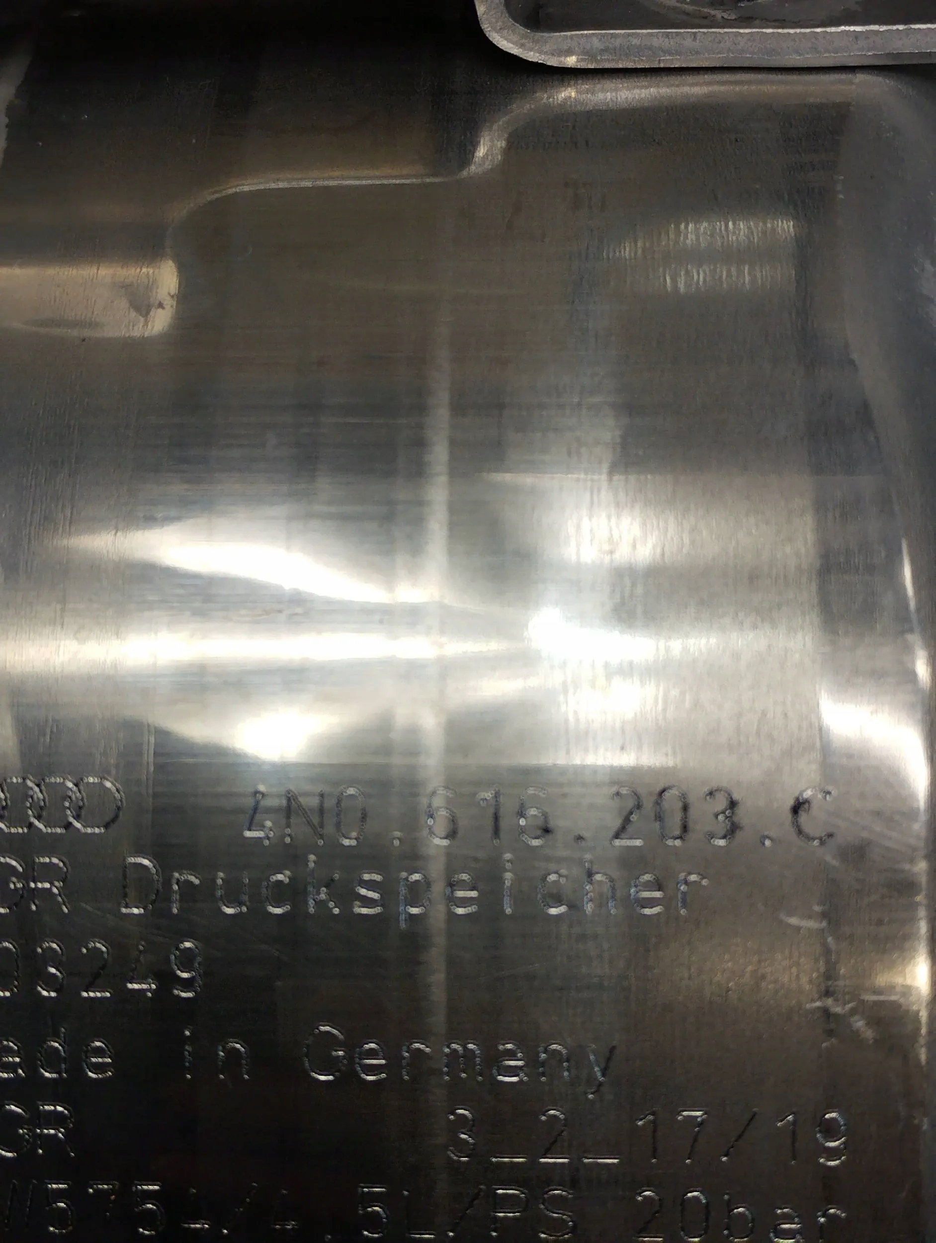 Audi A8 4N D5 serbatoio pressione 4N0616203C