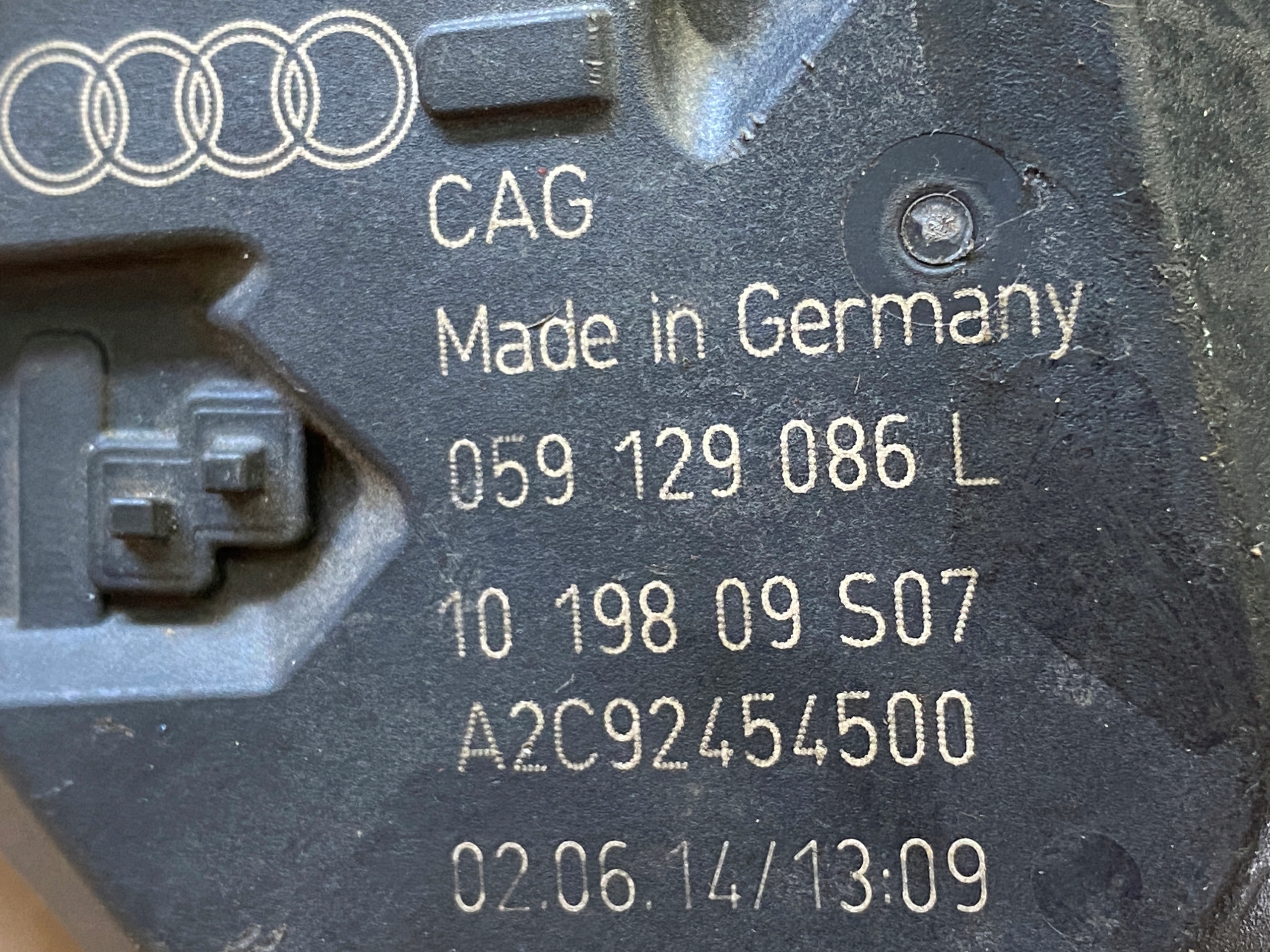 AUDI VW 3.0TDI regulator header pipe 059129086L