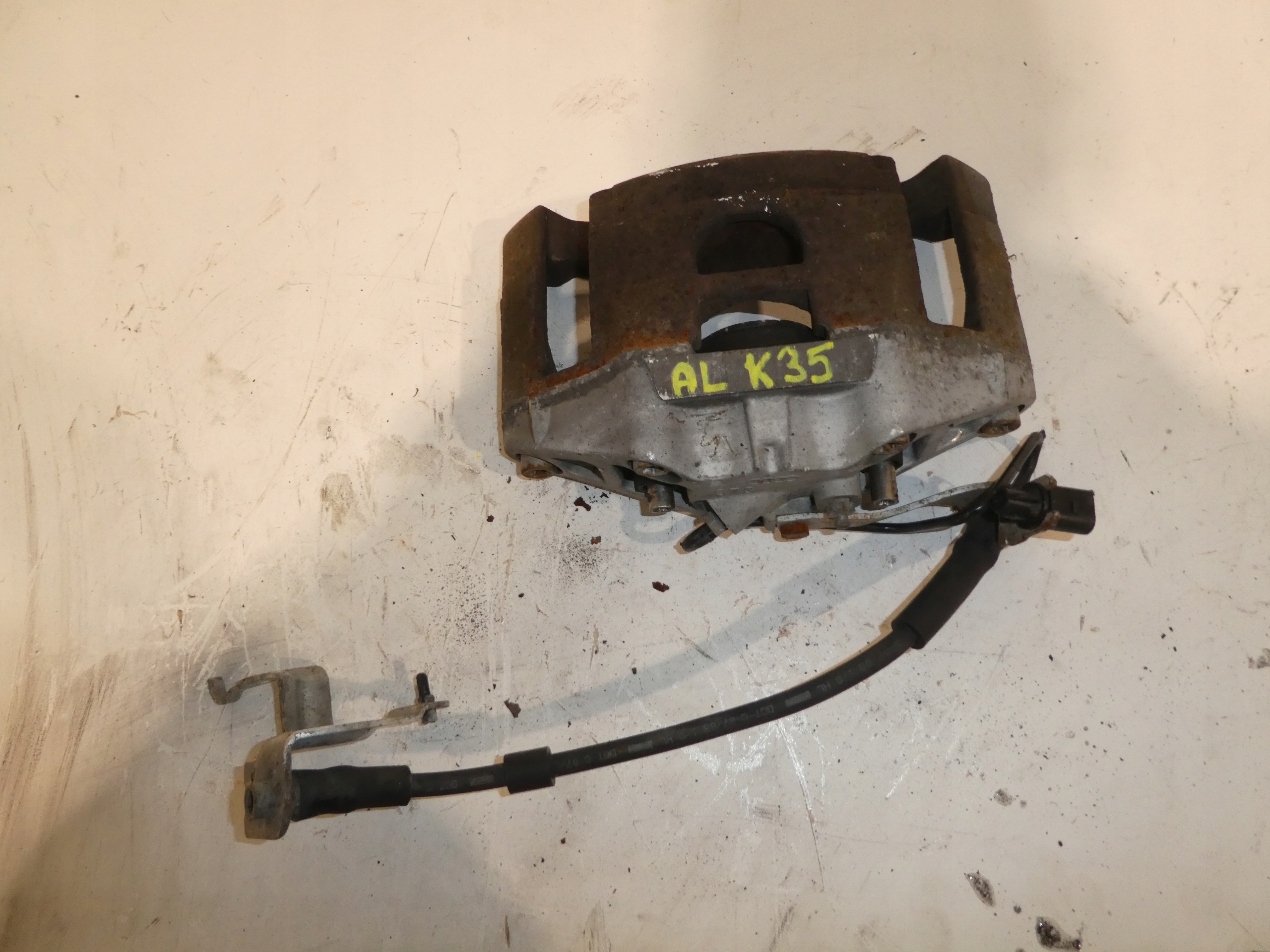 AUDI A6 C6 4F0 caliper front left 973