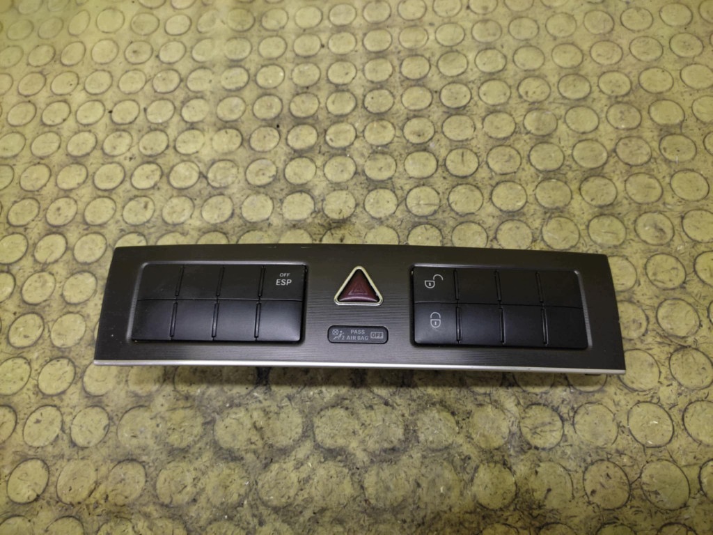 MERCEDES W203 switch of warning lights 2038702510