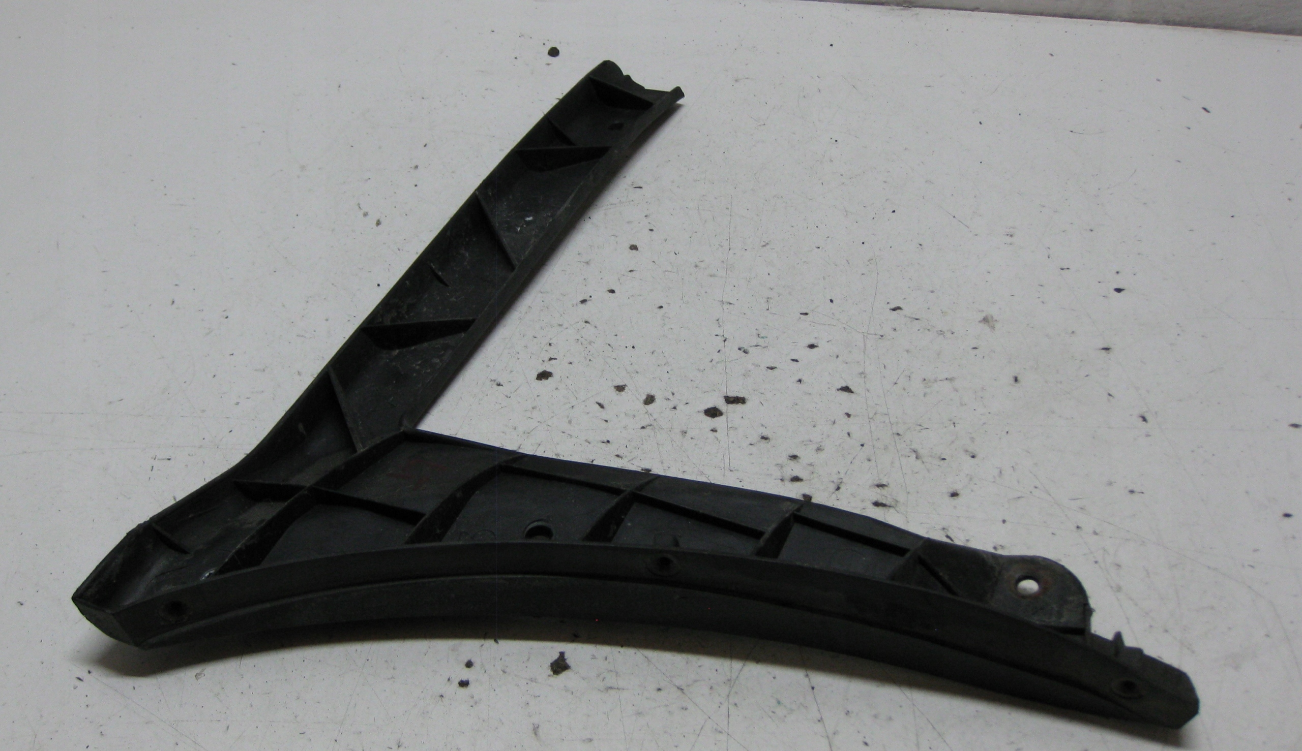 CHRYSLER GRAND VOYAGER IV 04R bumper bracket rear part rear left 04857213AA