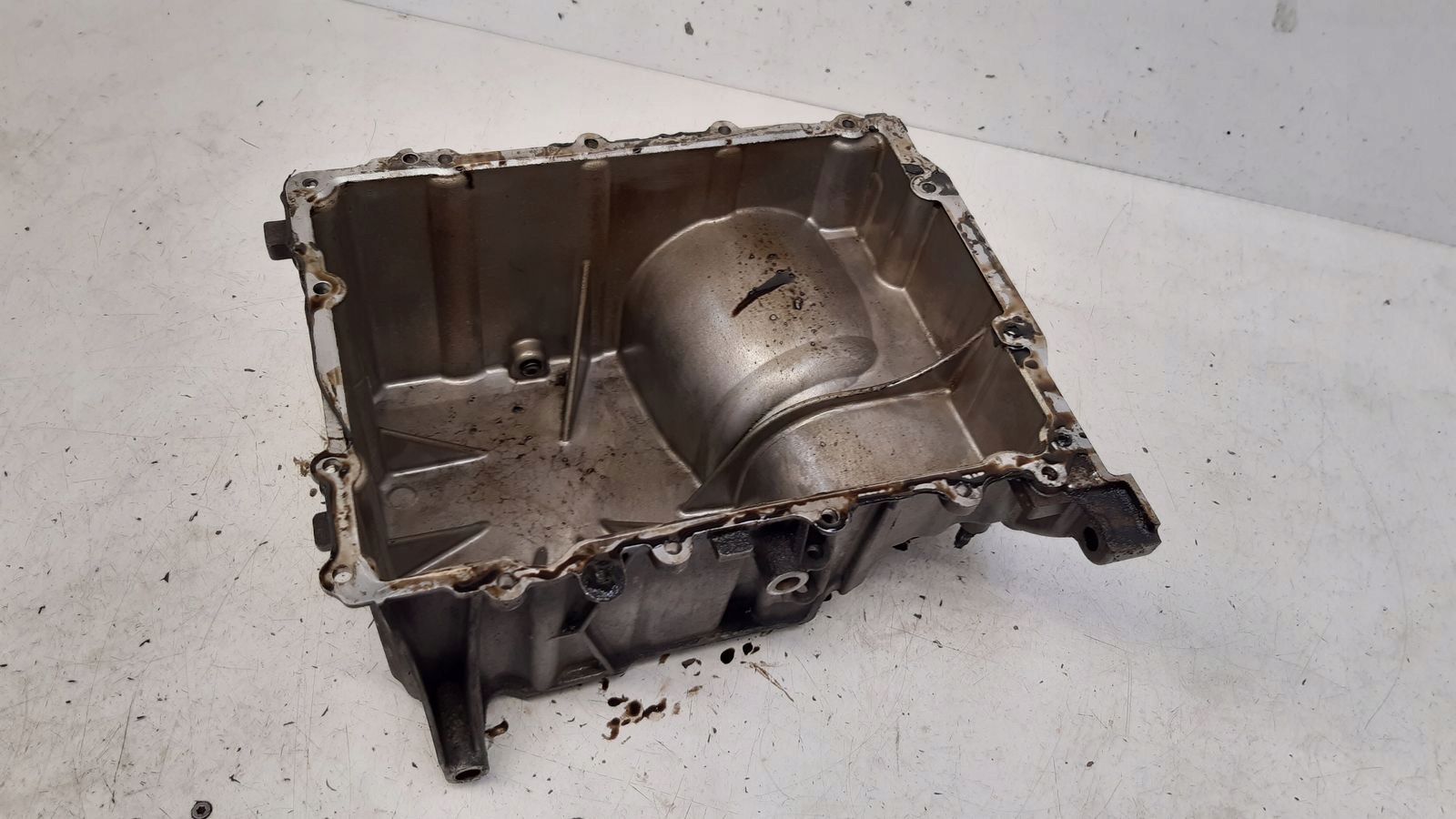 olajteknö Ford Focus MK3 1,0 Ecoboost