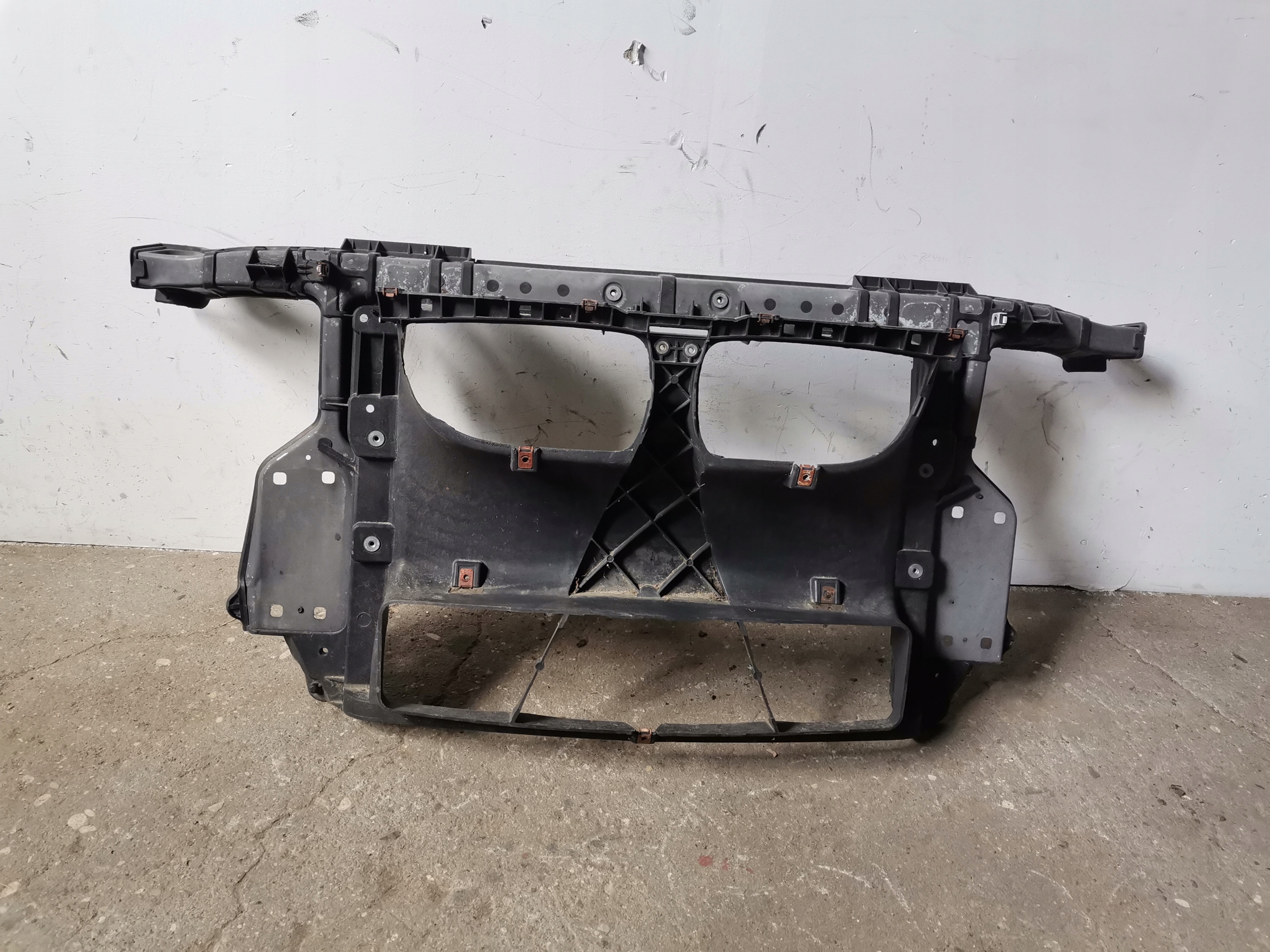 support panel for radiators front pillar BMW 1 E87 E81 04-11 1857513007