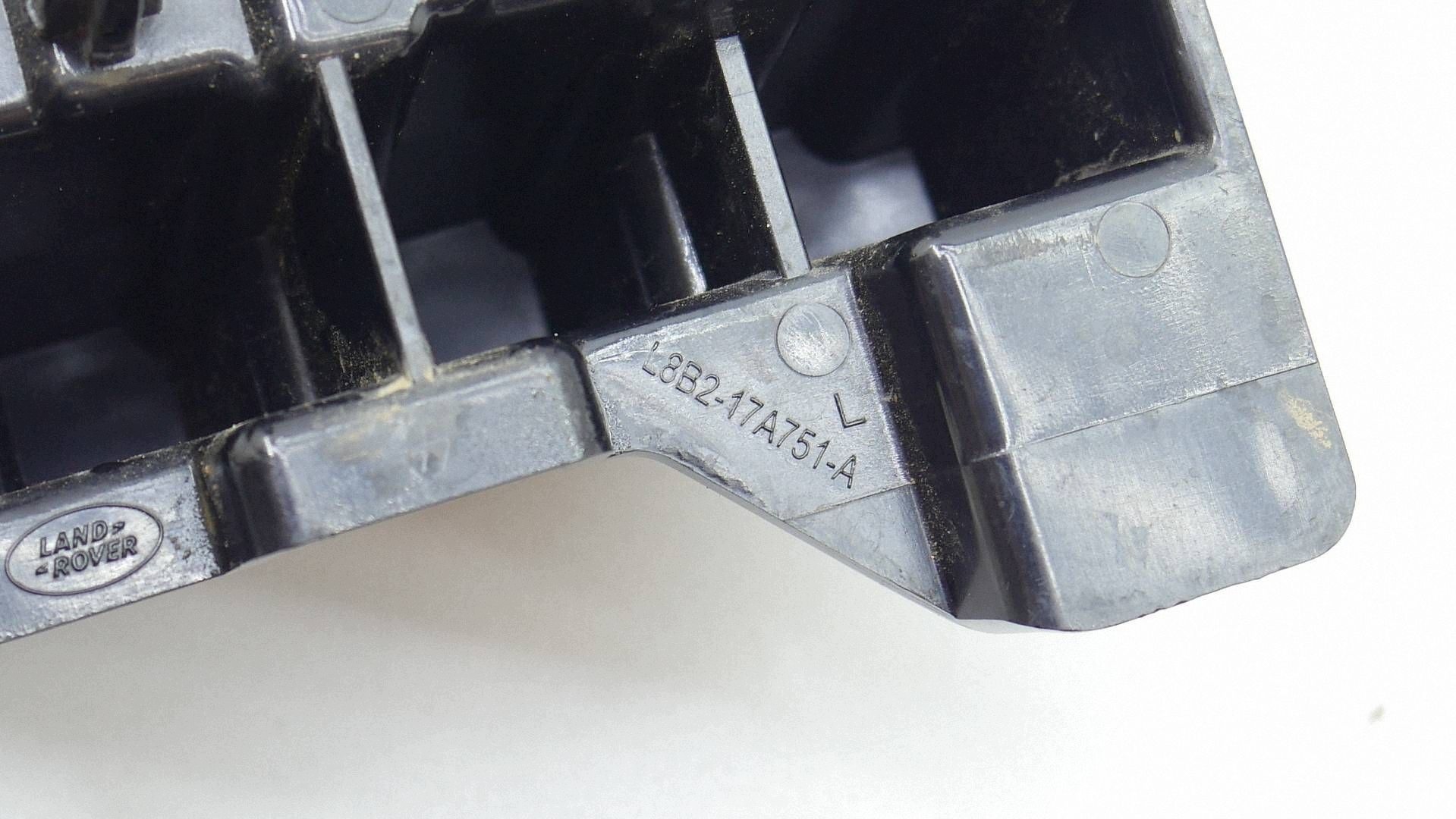 holder bumper bracket left rear part LAND ROVER DEFENDER L663 L8B2-17A751-A