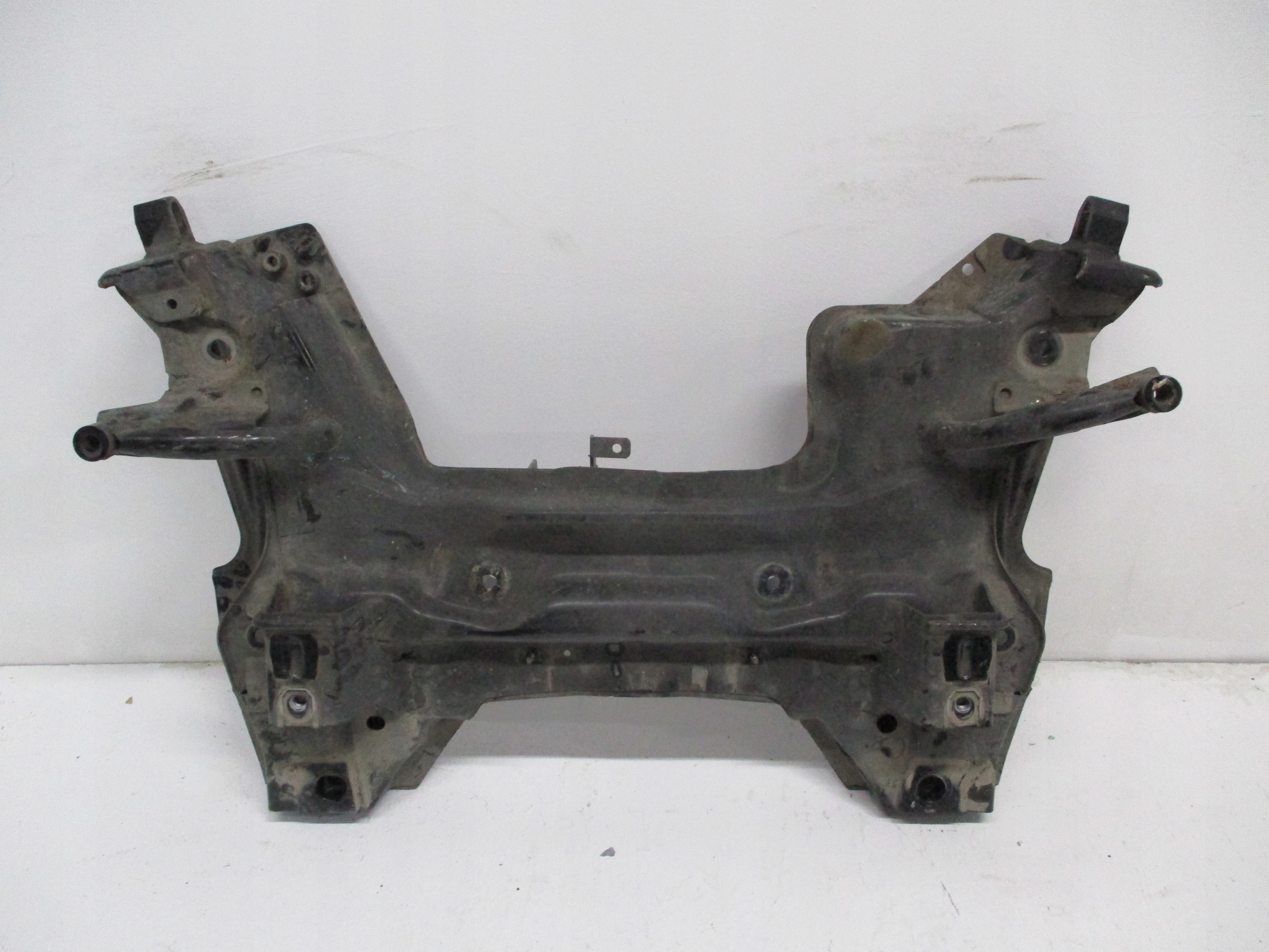 axle beam subframe axle beam OPEL CROSSLAND 1,2THP