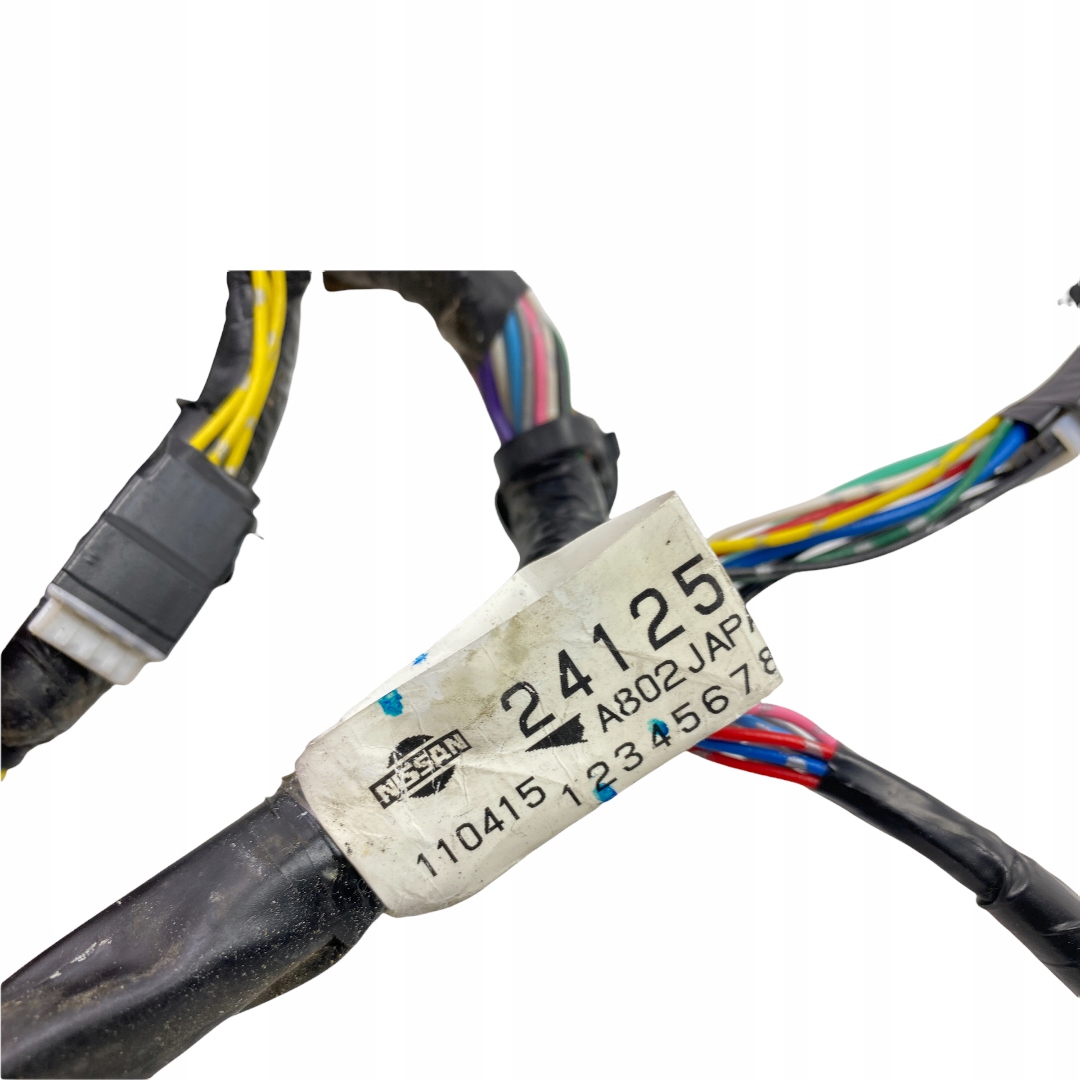 Instalacja drzwi lewy przod Nissan Murano Z50 Part manufacturer Nissan OE