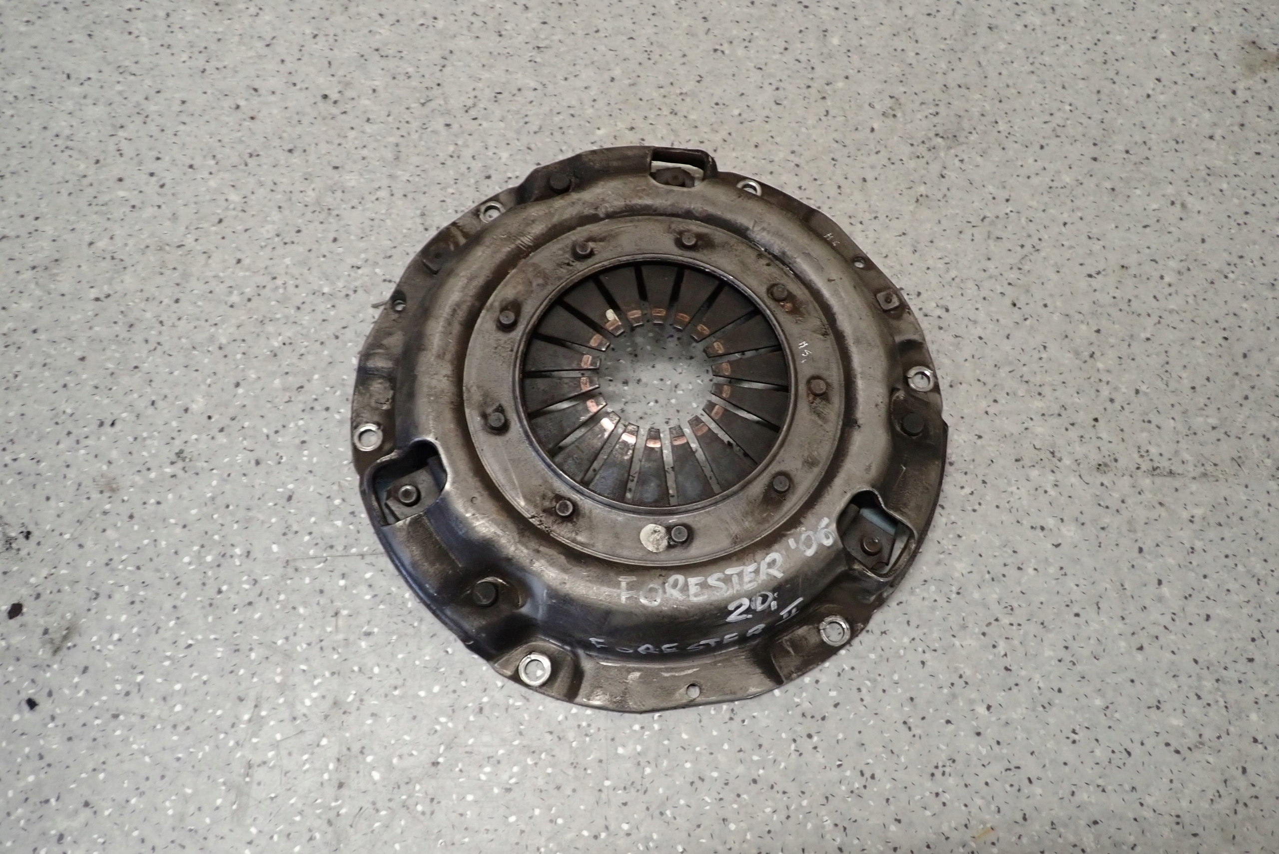 SUBARU FORESTER II 02-07 ЗАЖИМ СЦЕПЛЕНИЯ