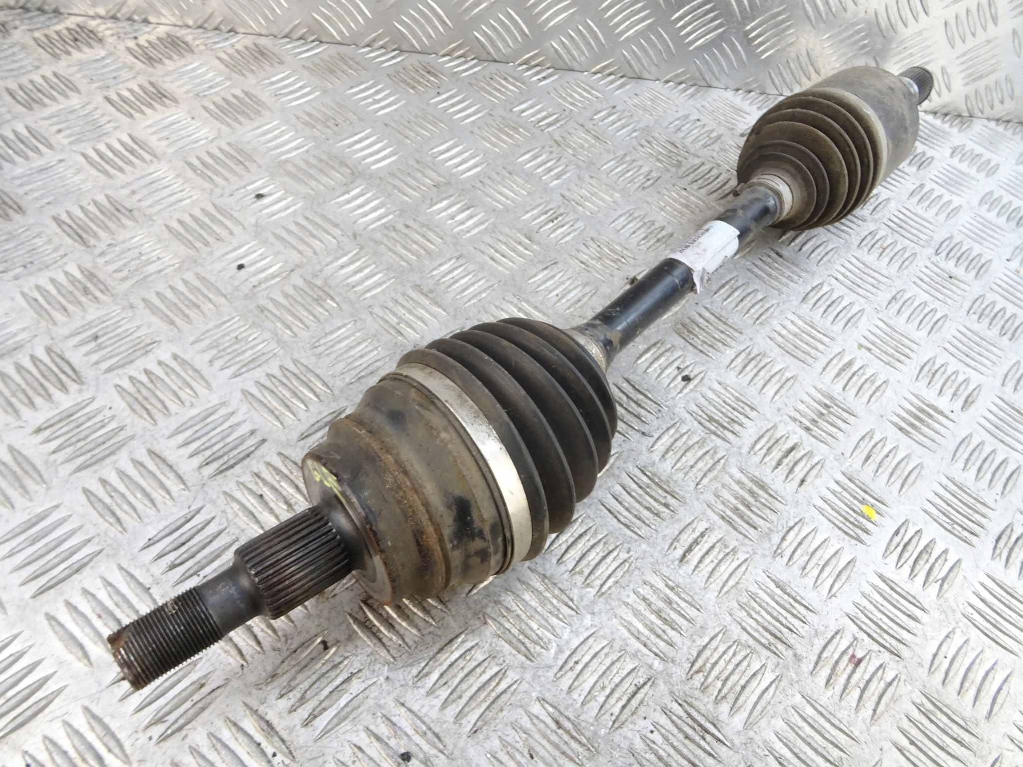 MERCEDES GLE W166 C292 semi-axis left short. 3.0 CDI 1663303300