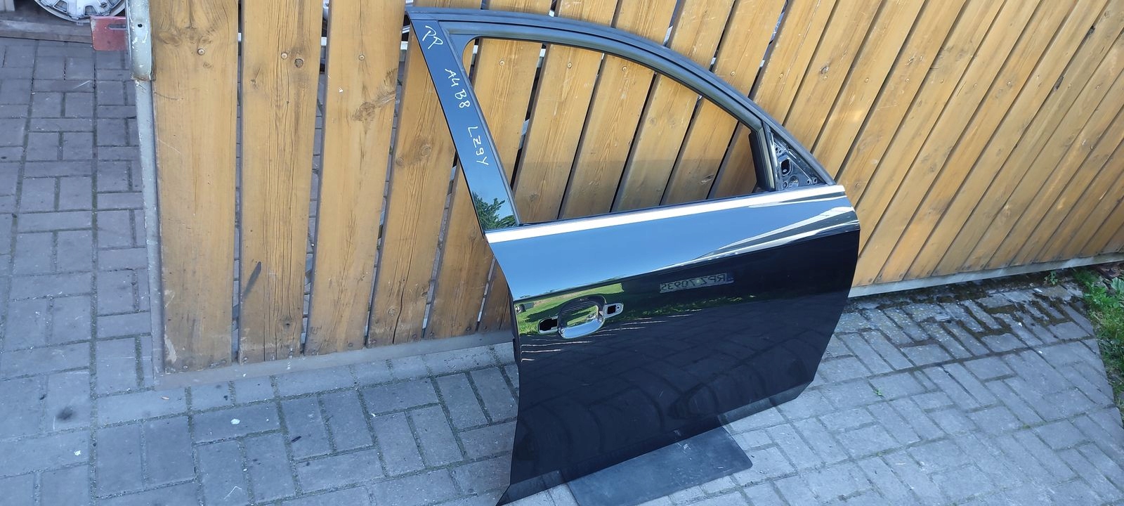 door front front right Audi A4 B8 LZ9Y kombi