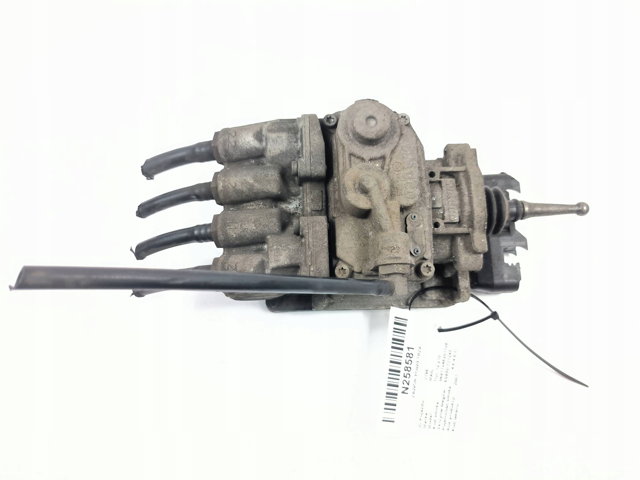 ZAWÓR POWIETRZA 81.52130-6311 MAN TGL 12.210