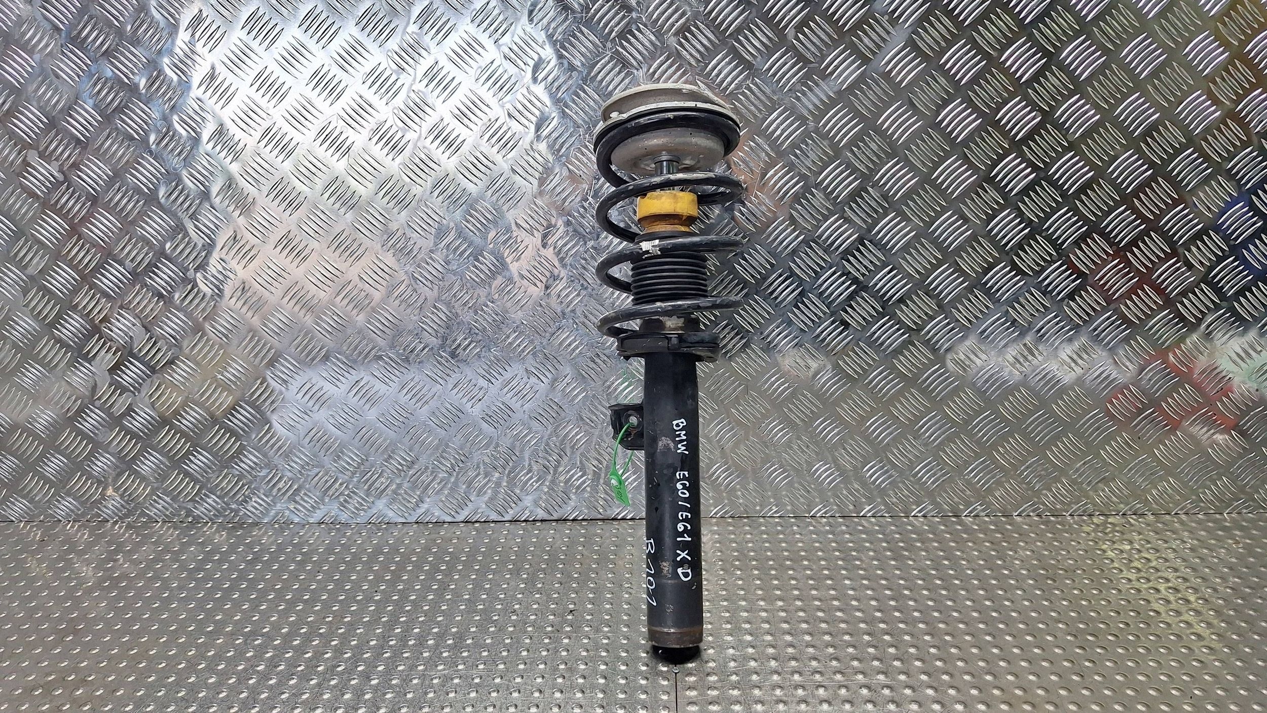 Stoßdämpfer rechts vorne 6786518 BMW E60 E61 XDRIVE