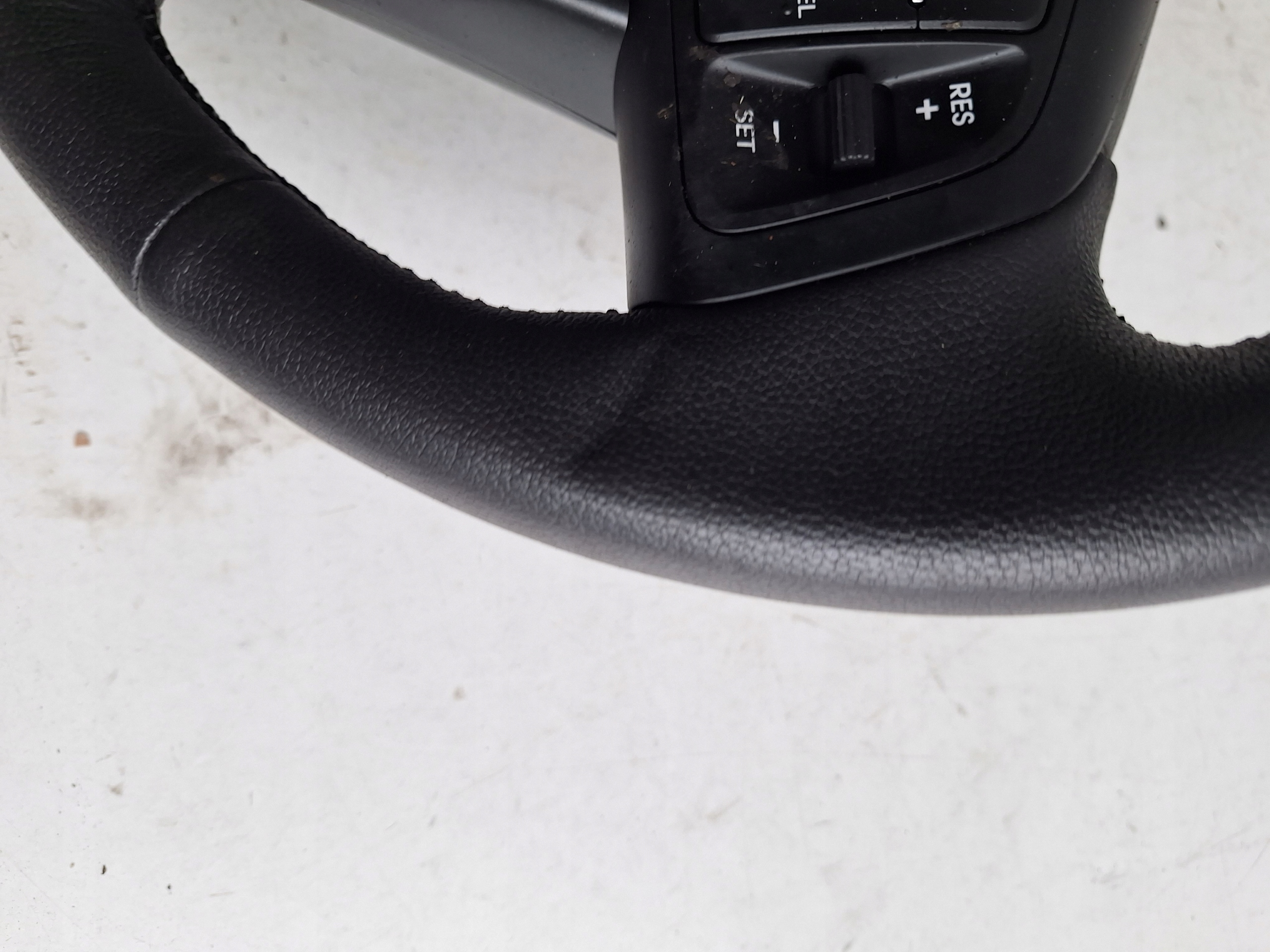 KIA OPTIMA III 10-13 lenkrad leder MULTI