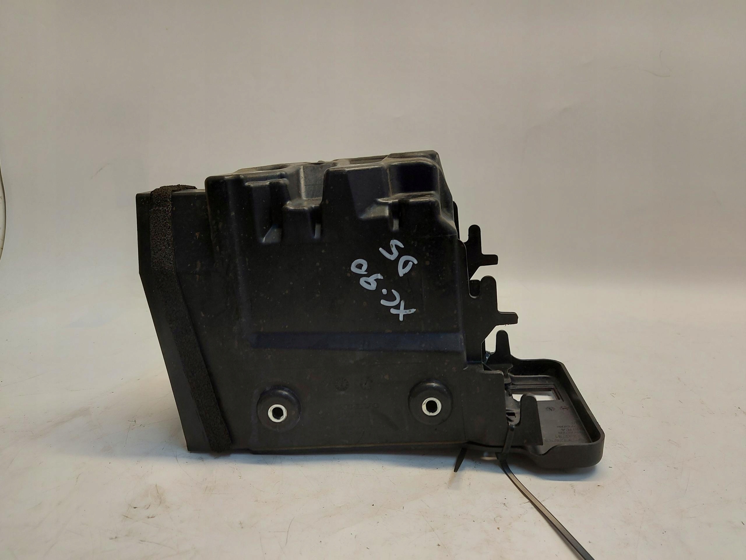 VOLVO XC90 II D5 Boîte Module fusibles 31353780