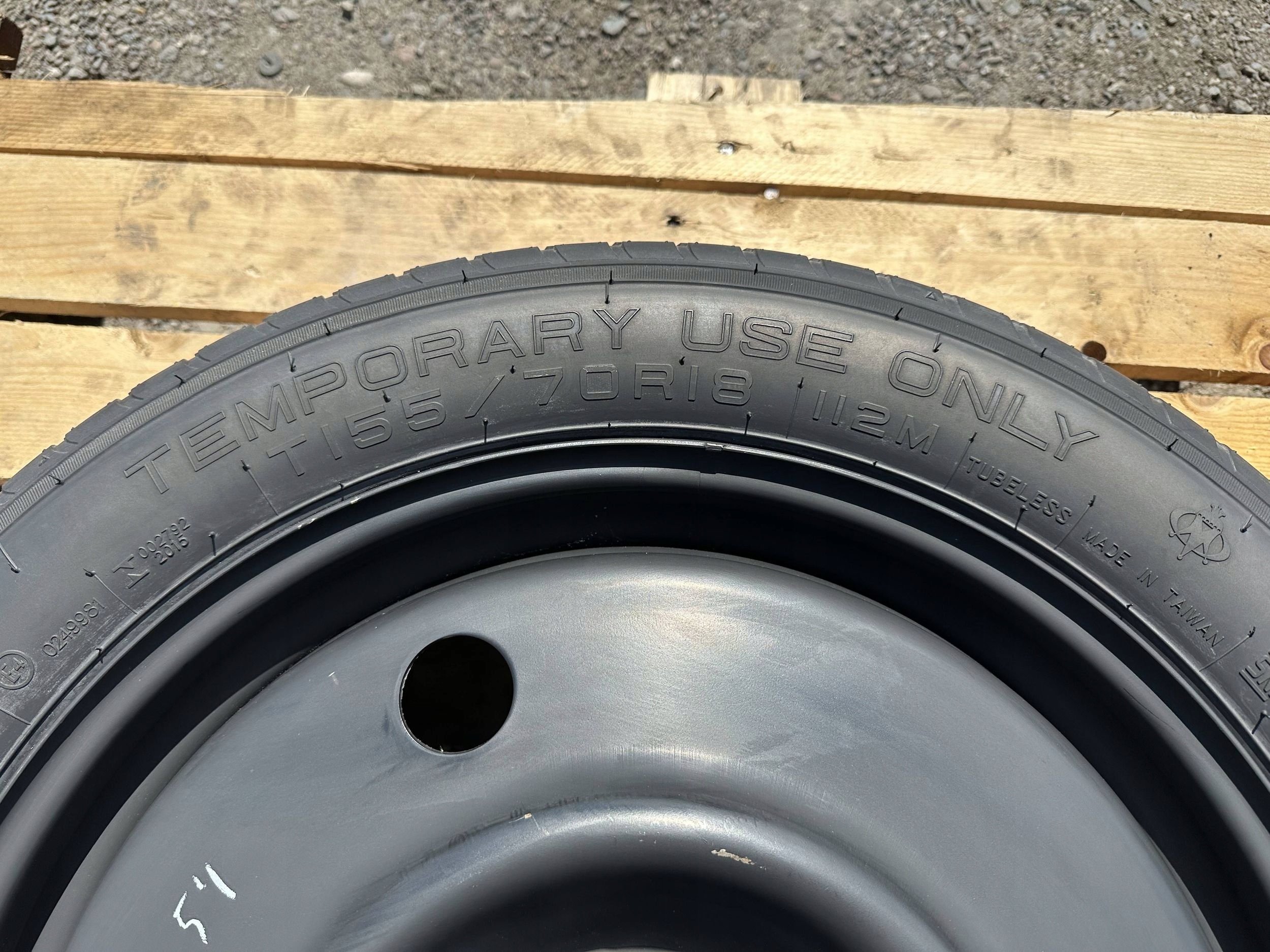 wheel spare tyre spare spare disc Lincoln Continental 2017+
