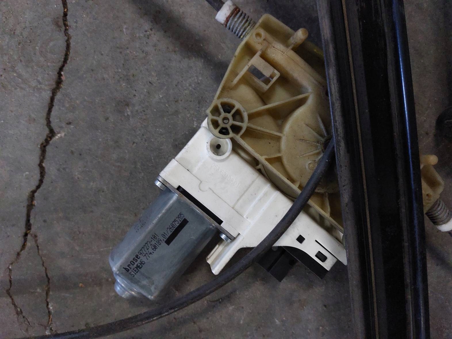 mechanism windows right front electrical AUDI A6 C6 4F0959802D