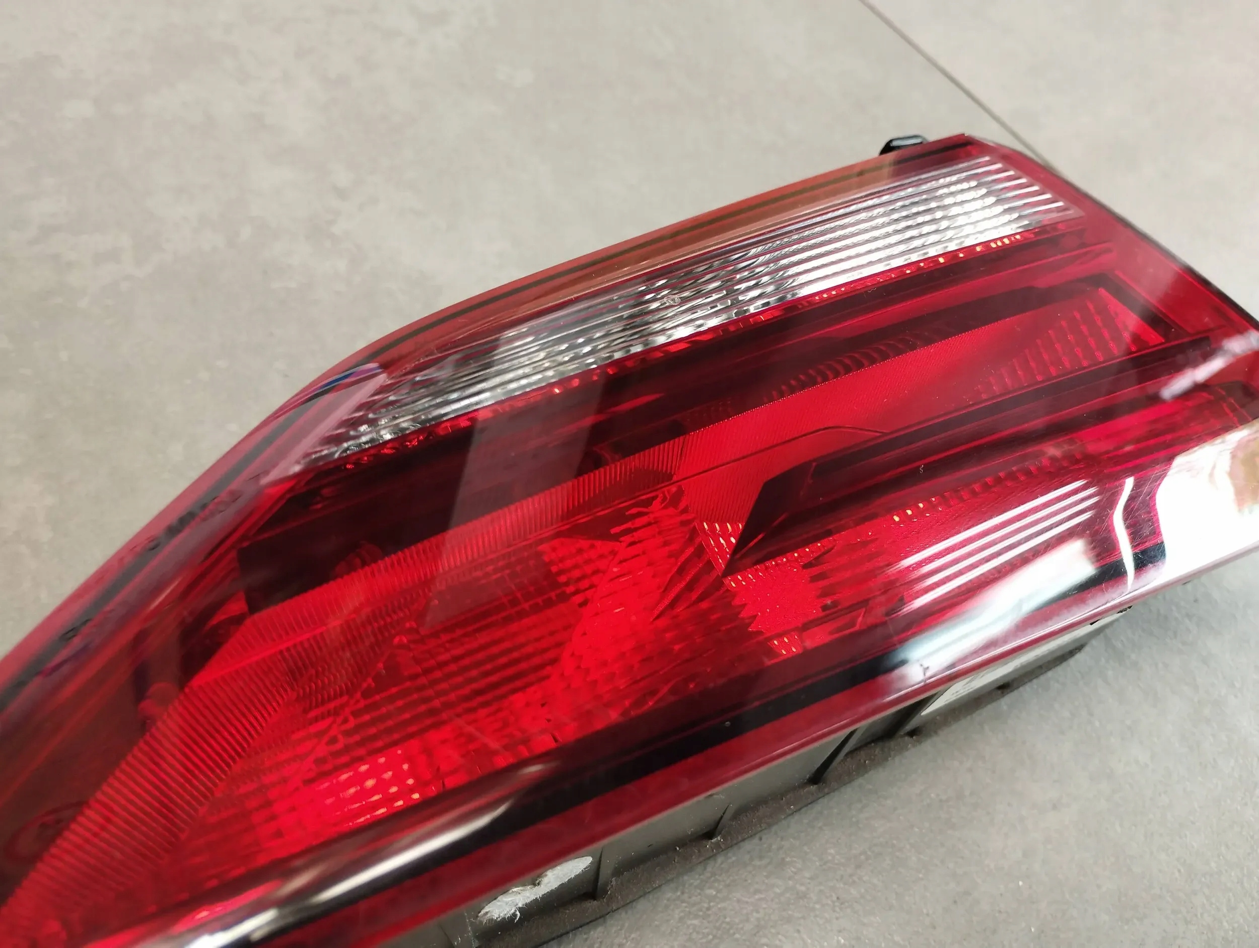 Audi A3 8V sedan light left rear part 8V5945093 bonnet