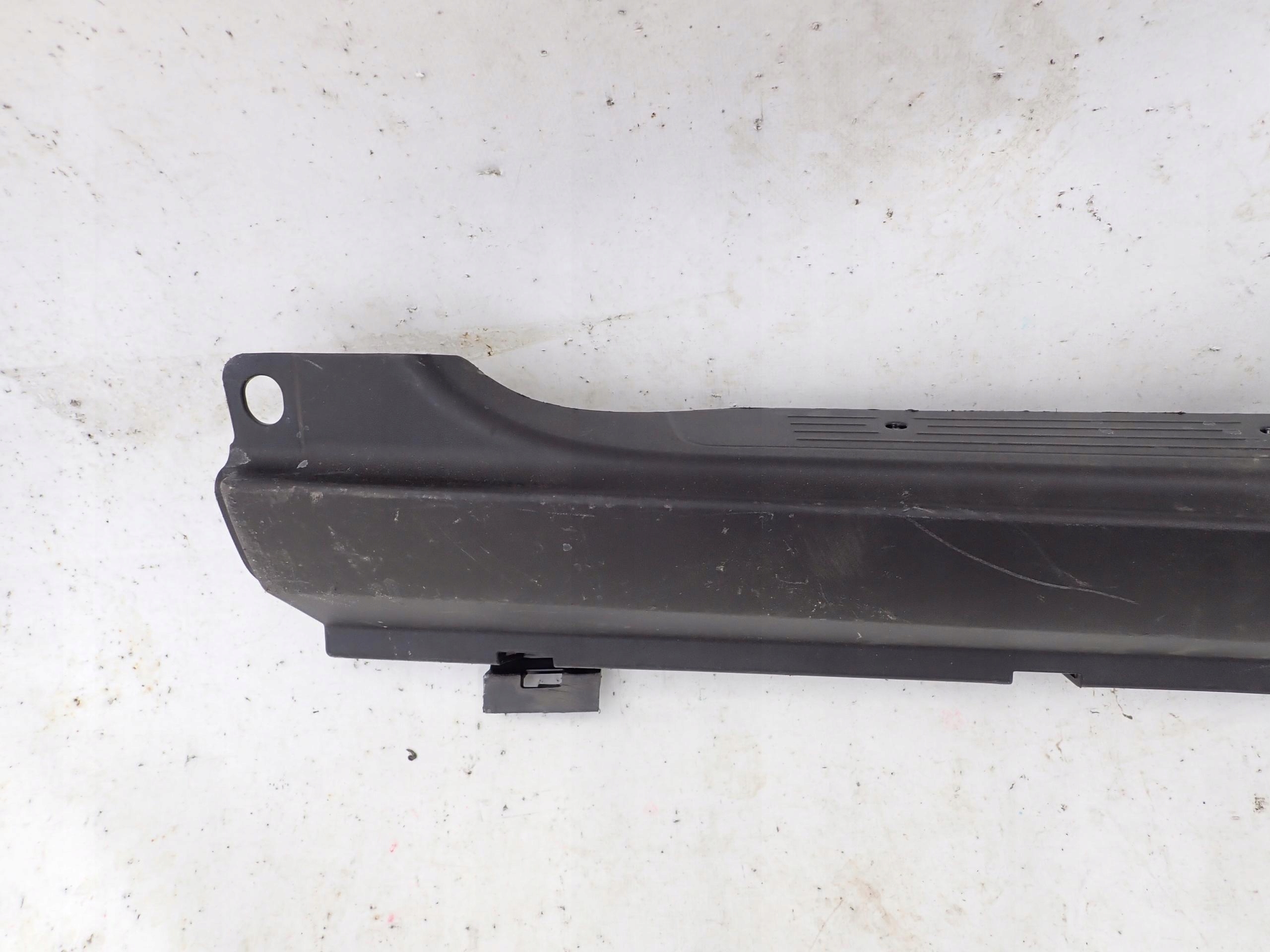 IVECO DAILY 14- moulding threshold right
