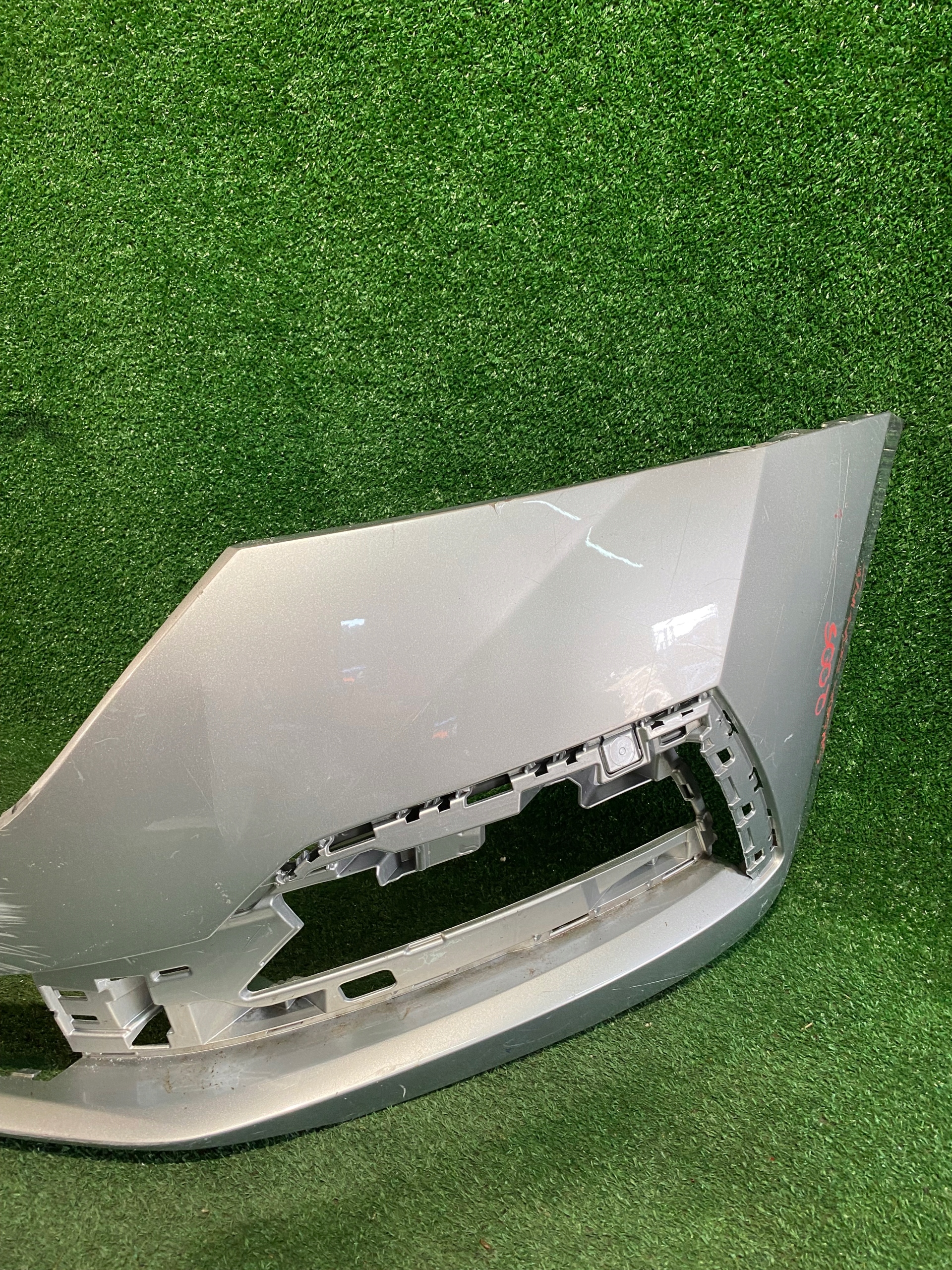 Frontstoßstange vorne SKODA OCTAVIA IV