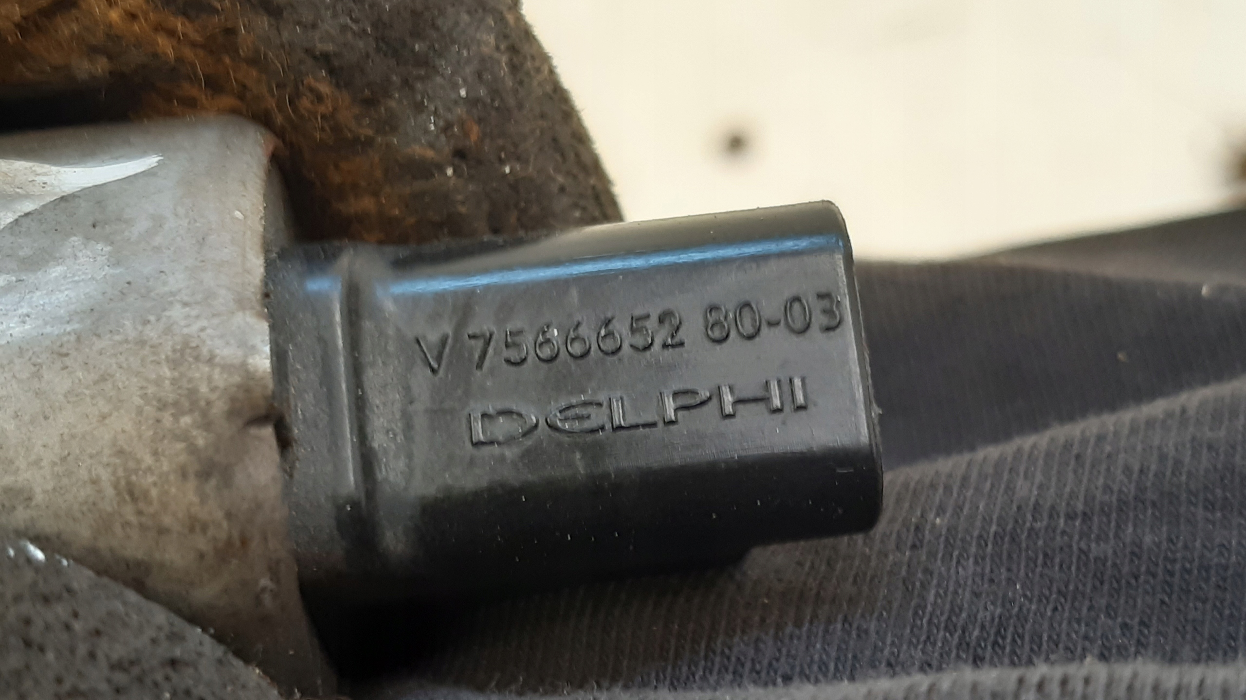 nockenwellensensor V756665280 Peugeot 207