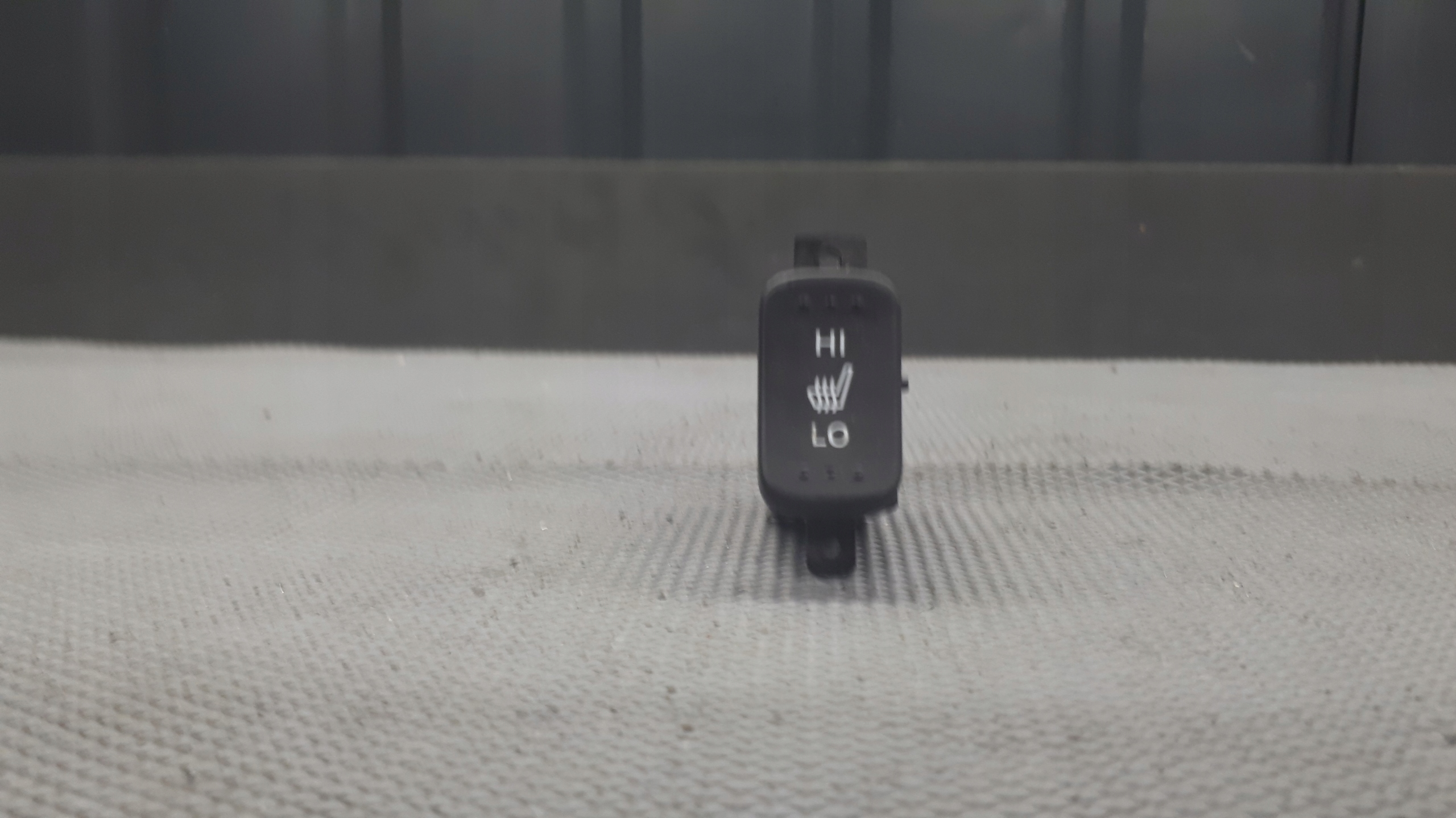 M33026 przelacznik ogrzewania fotela honda CRV