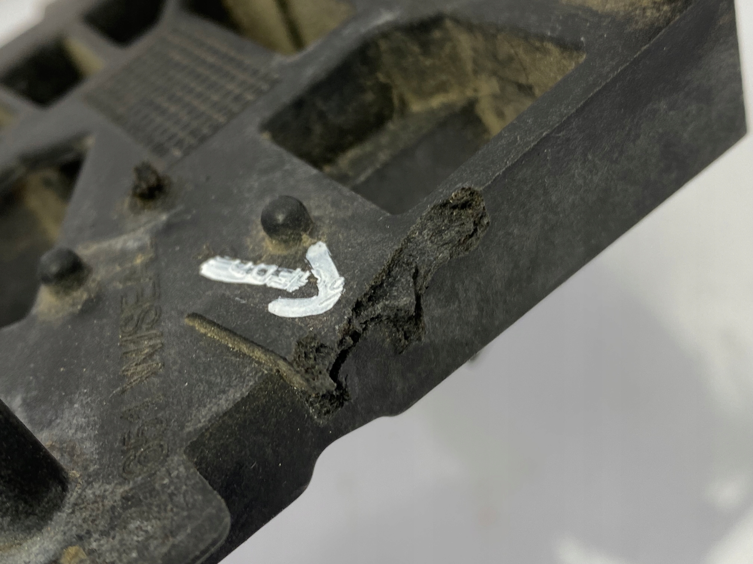 mechanism mirrors Ford Mustang VI 2015+