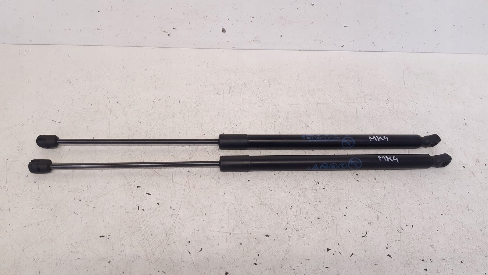 Dämpfer heckklappe Gasfeder heck Ford Focus MK4 1,0 ECOBOOST