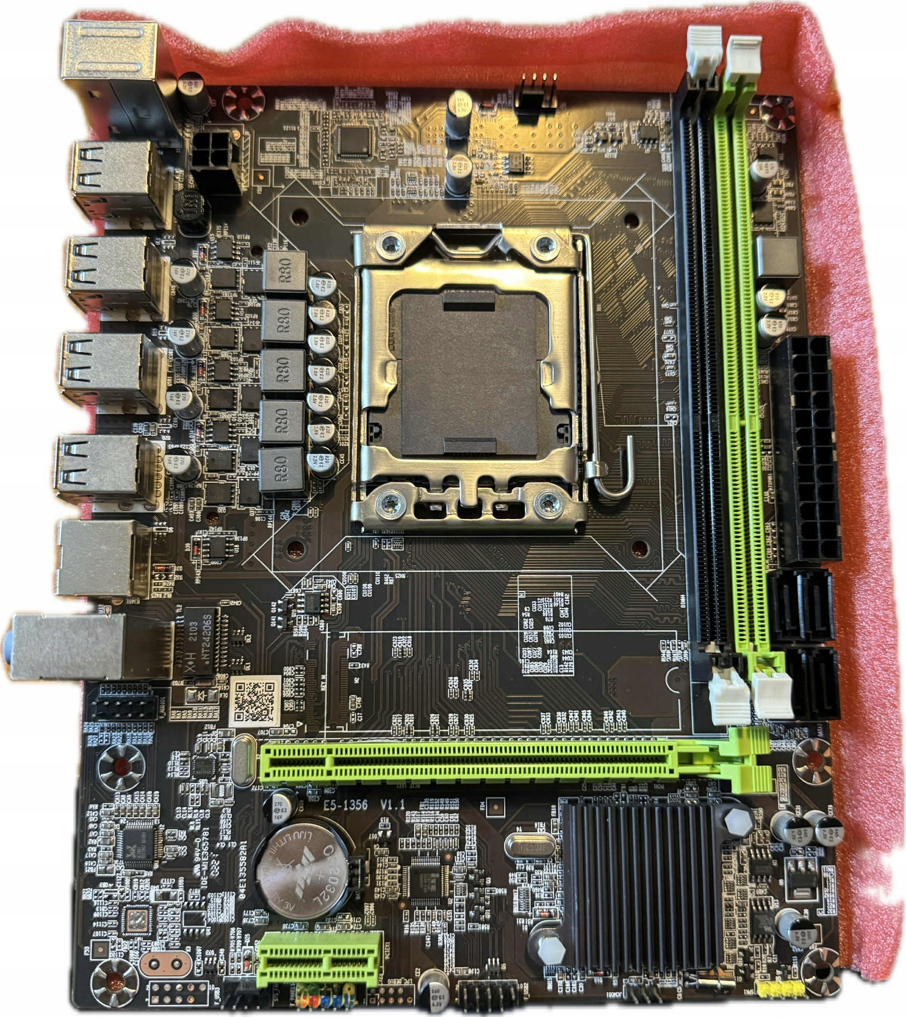 Základní deska X79 LGA1356 DDR3