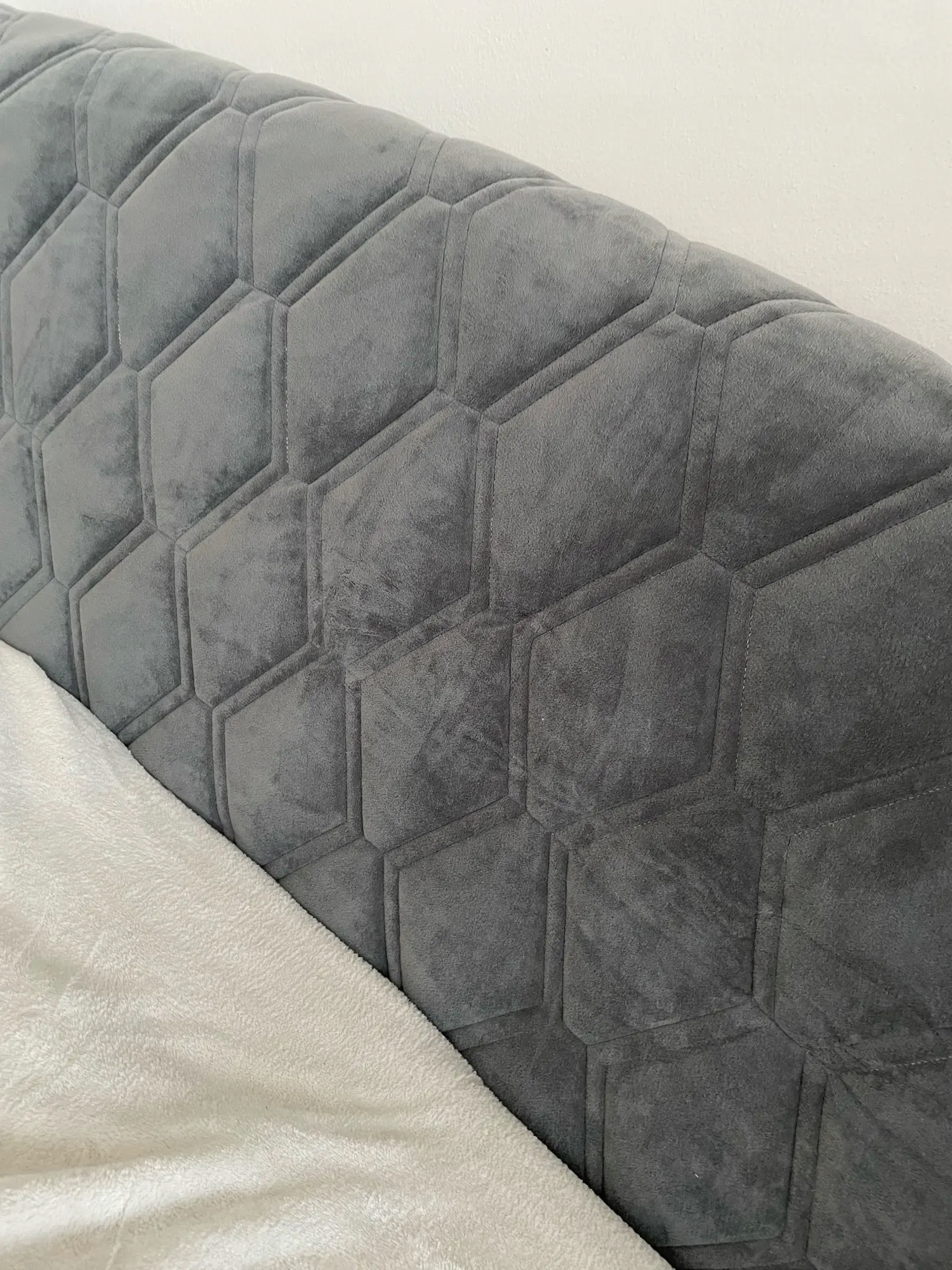 PIKOWANY POKROWIEC NA ZAGŁÓWEK ŁÓŻKA OCHRONNY POKROWIEC MIĘKKI 70x160CM Kolor obicia odcienie szarości